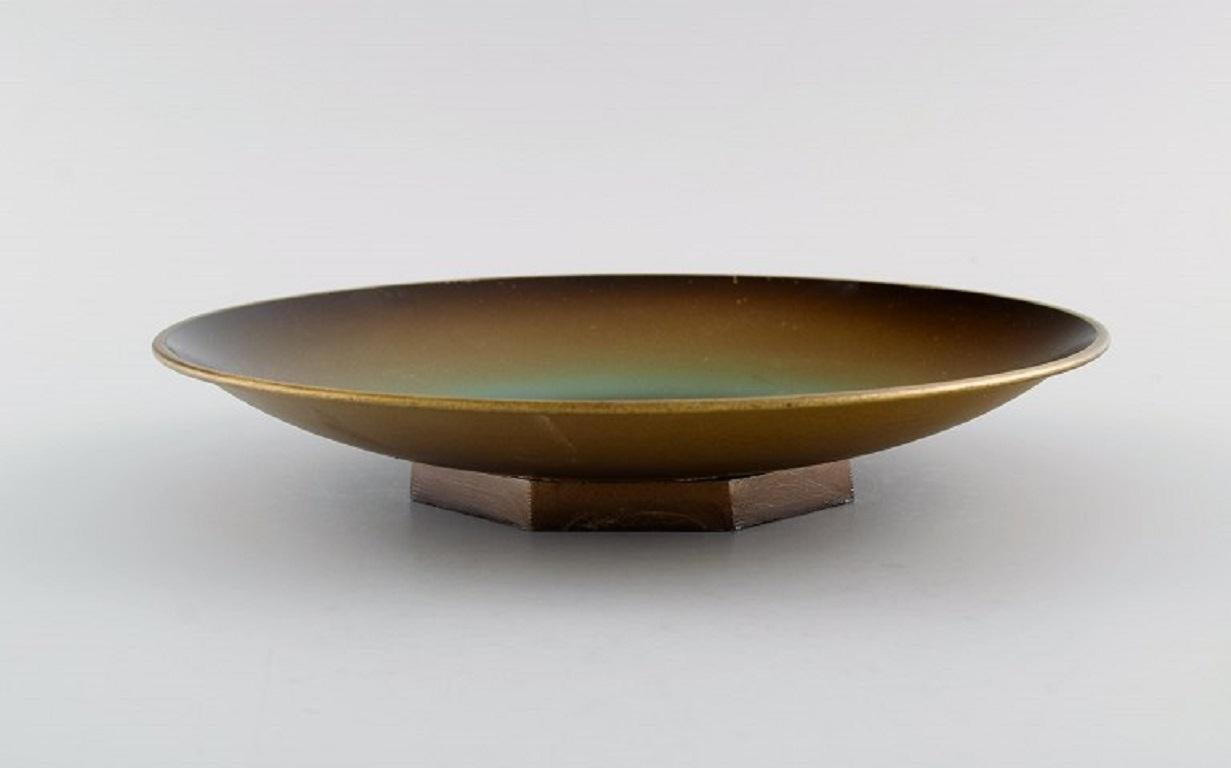 Zicu, Sweden, Two Art Deco Dishes / Bowls in Patinated Metal For Sale 2