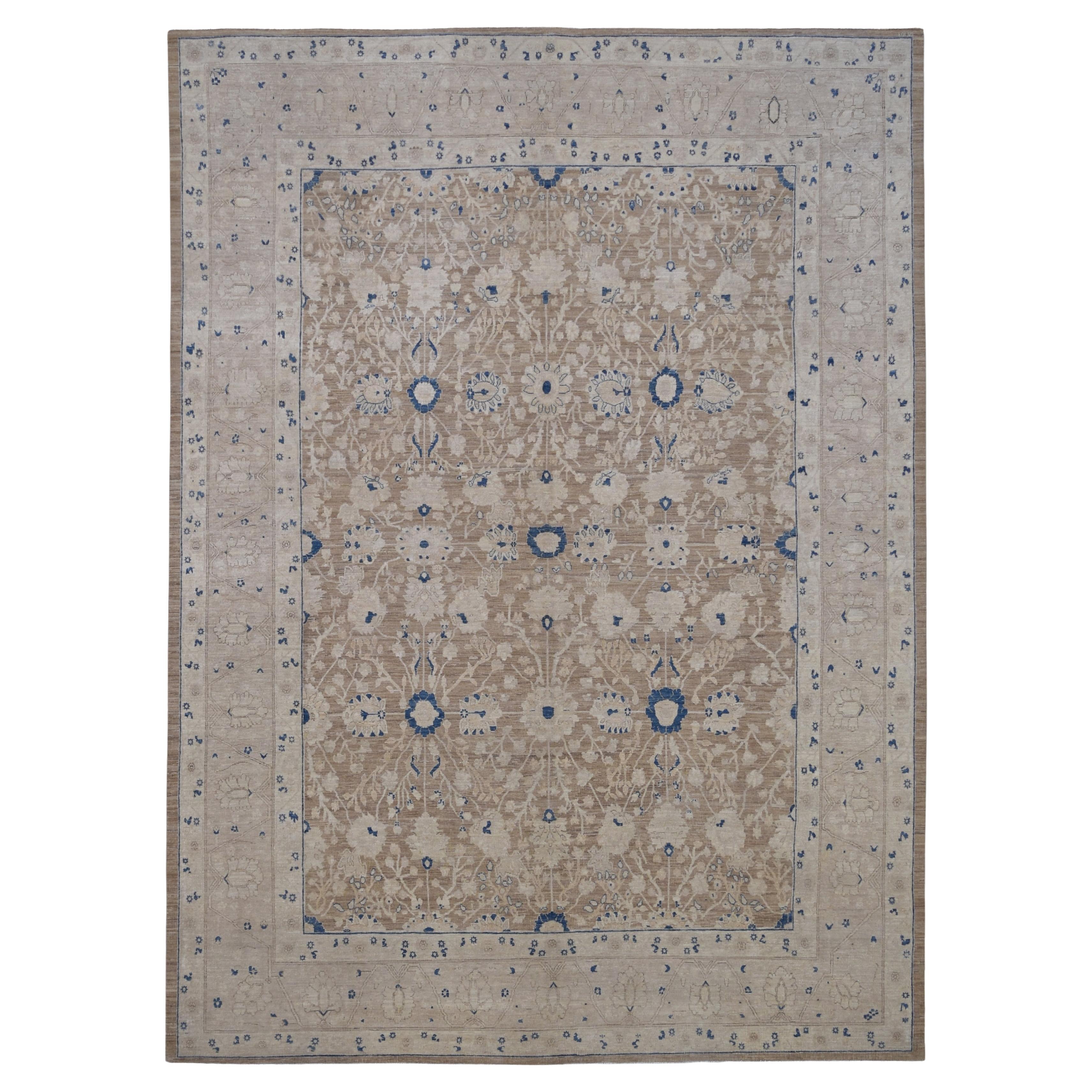Ziegler Sultanabad-Inspired Wool Rug in Beige Brown and Blue 9' x 12 en vente