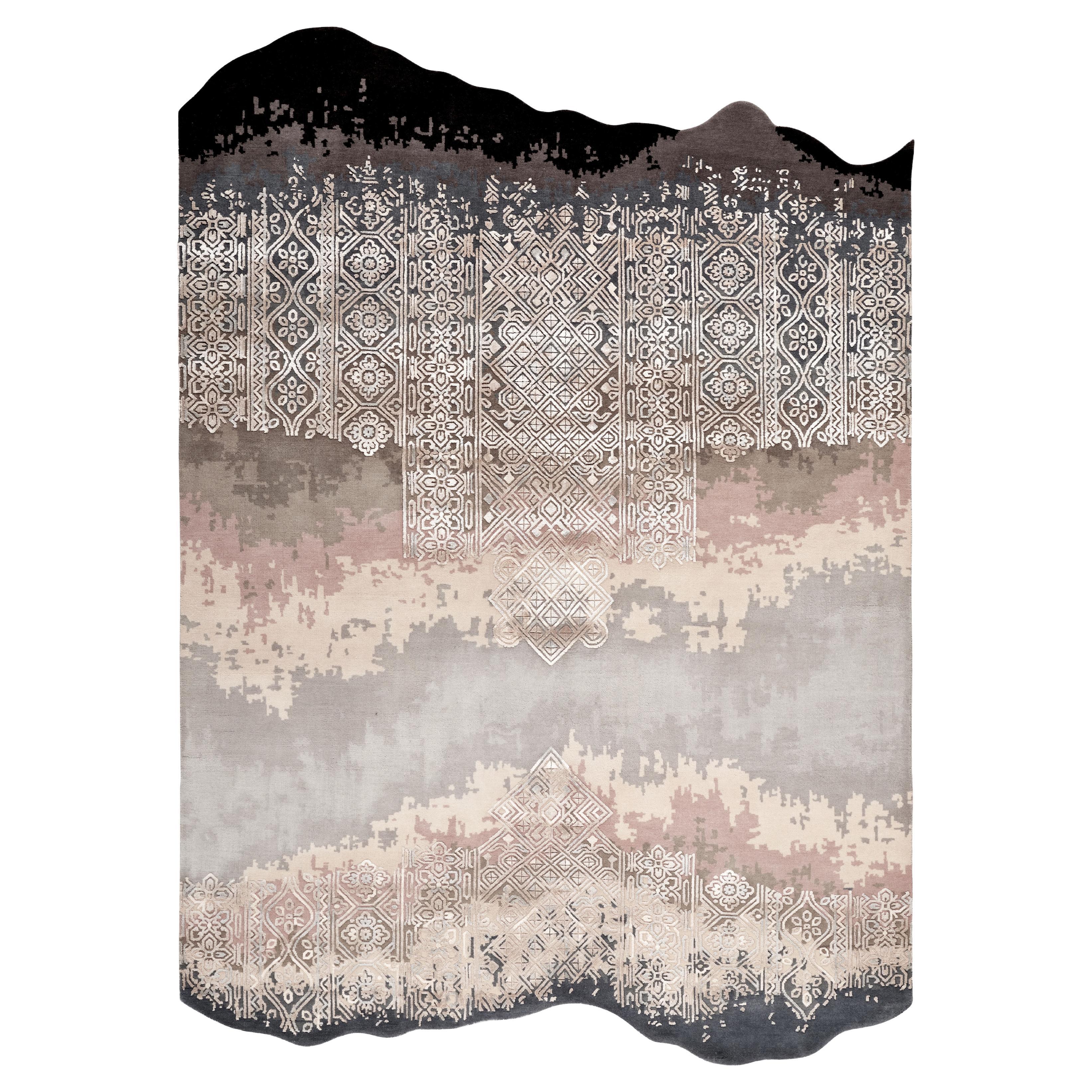 ZIELLE Hand Knotted Transitional Shaped Pastel Colour Rug with Motifs by Hands