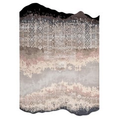 ZIELLE Hand Knotted Transitional Shaped Pastel Colour Rug with Motifs by Hands