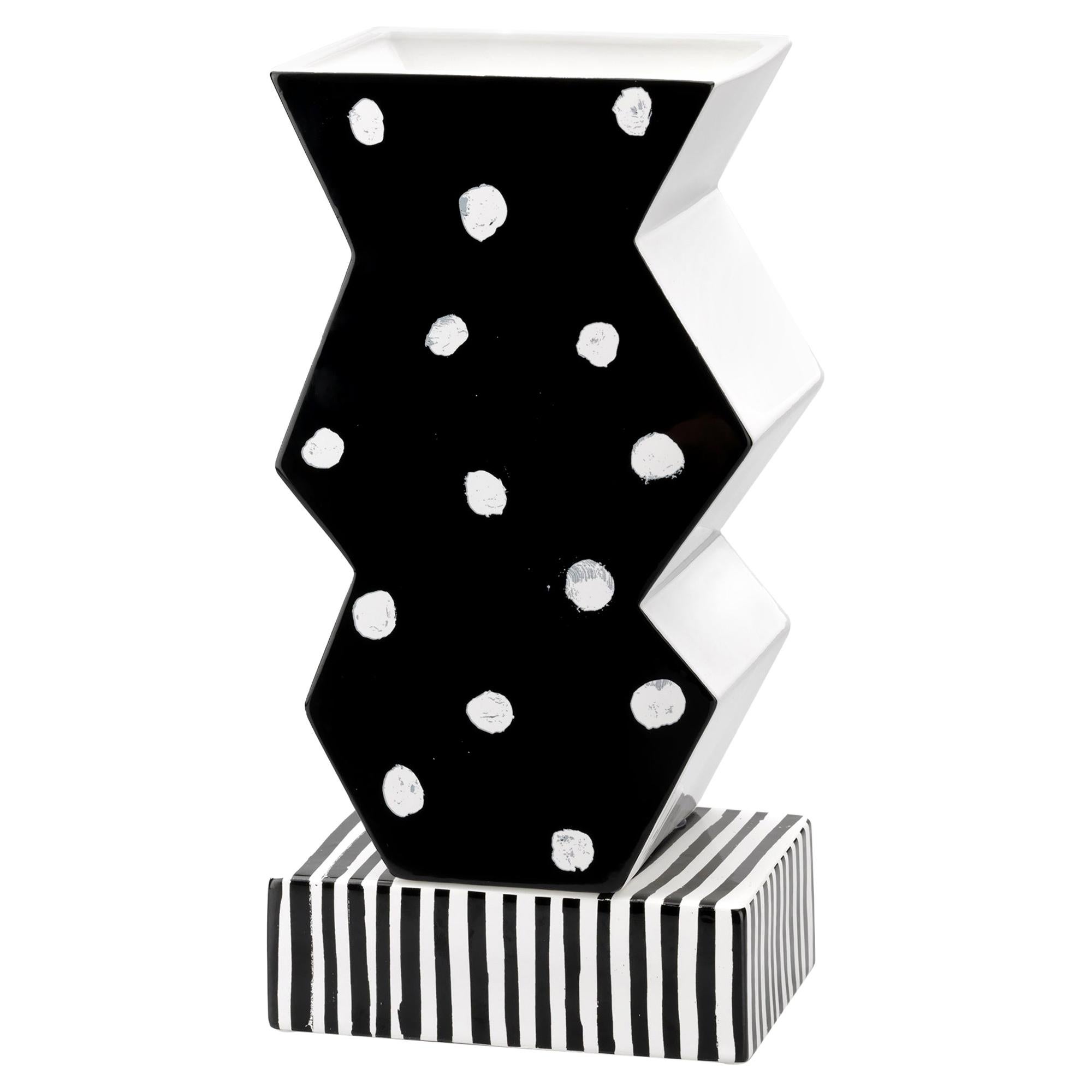 ZIG ZAG Ceramic Vase by Roger Selden for Post Design Collection/Memphis For Sale