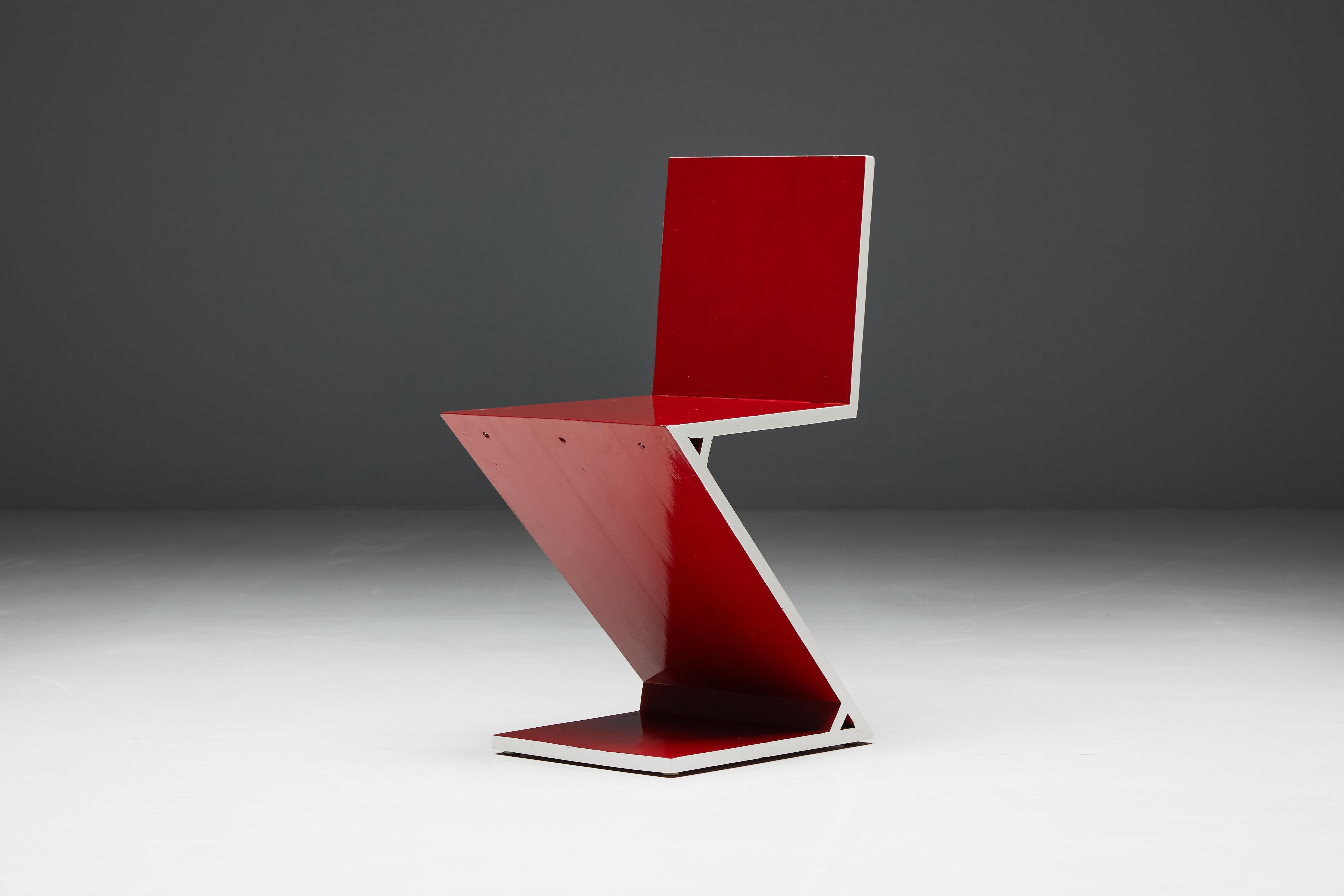 Zig Zag-Stuhl von Gerrit Rietveld für Cassina, 1970er Jahre im Angebot 5