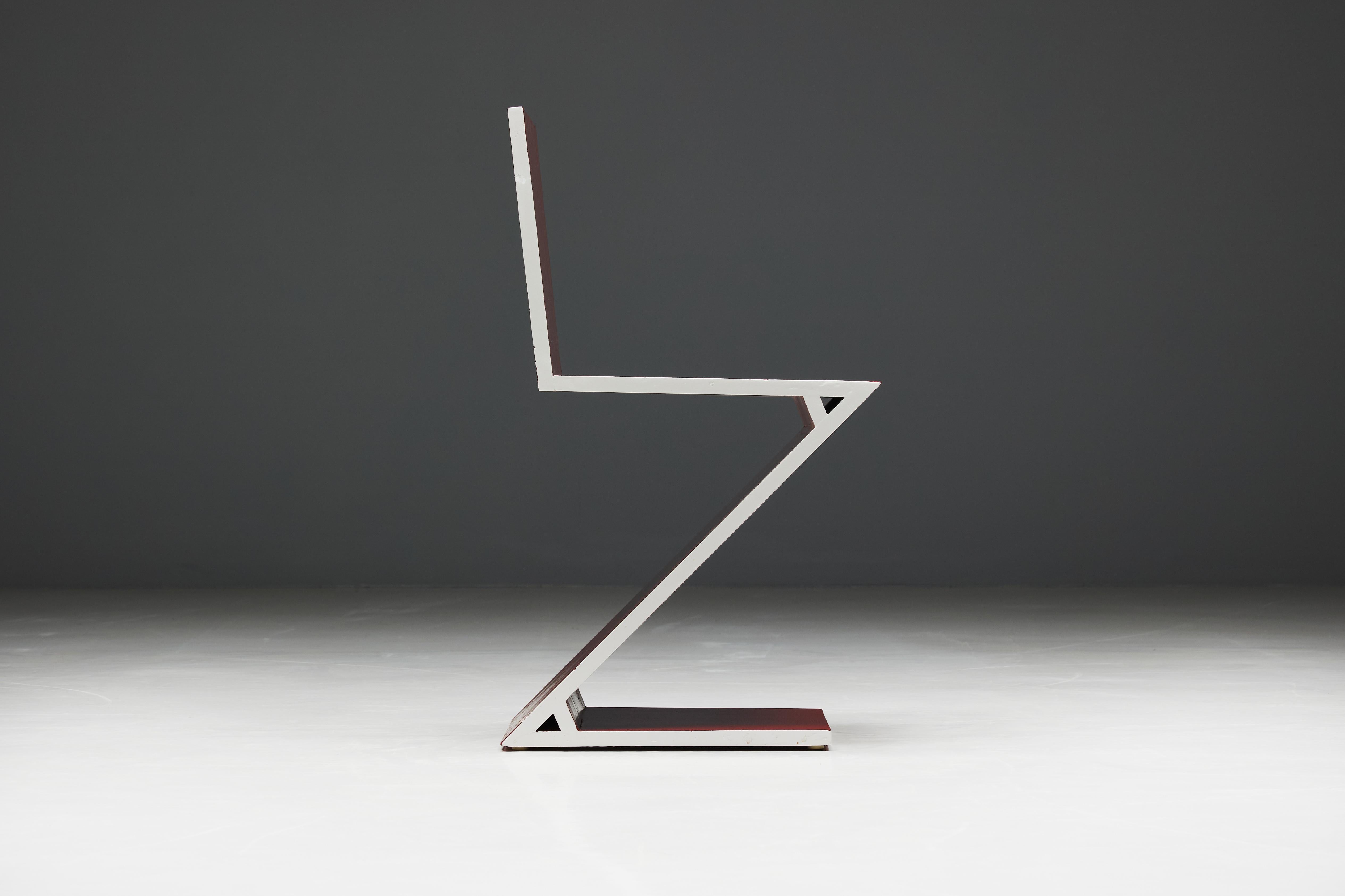 Zig Zag-Stuhl von Gerrit Rietveld für Cassina, 1970er Jahre im Angebot 2