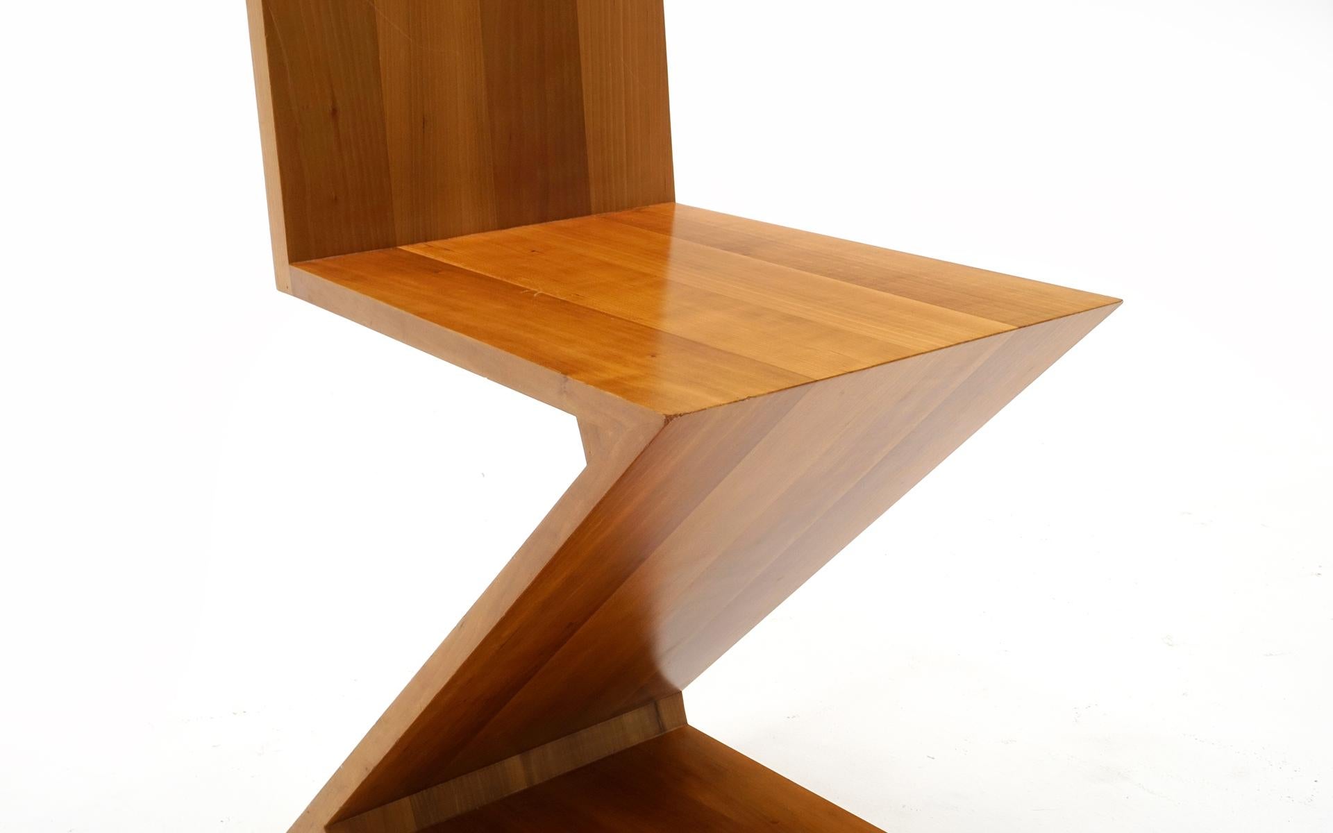 Zig Zag Chair by Gerrit Rietveld for Cassina, Italy In Good Condition In Kansas City, MO
