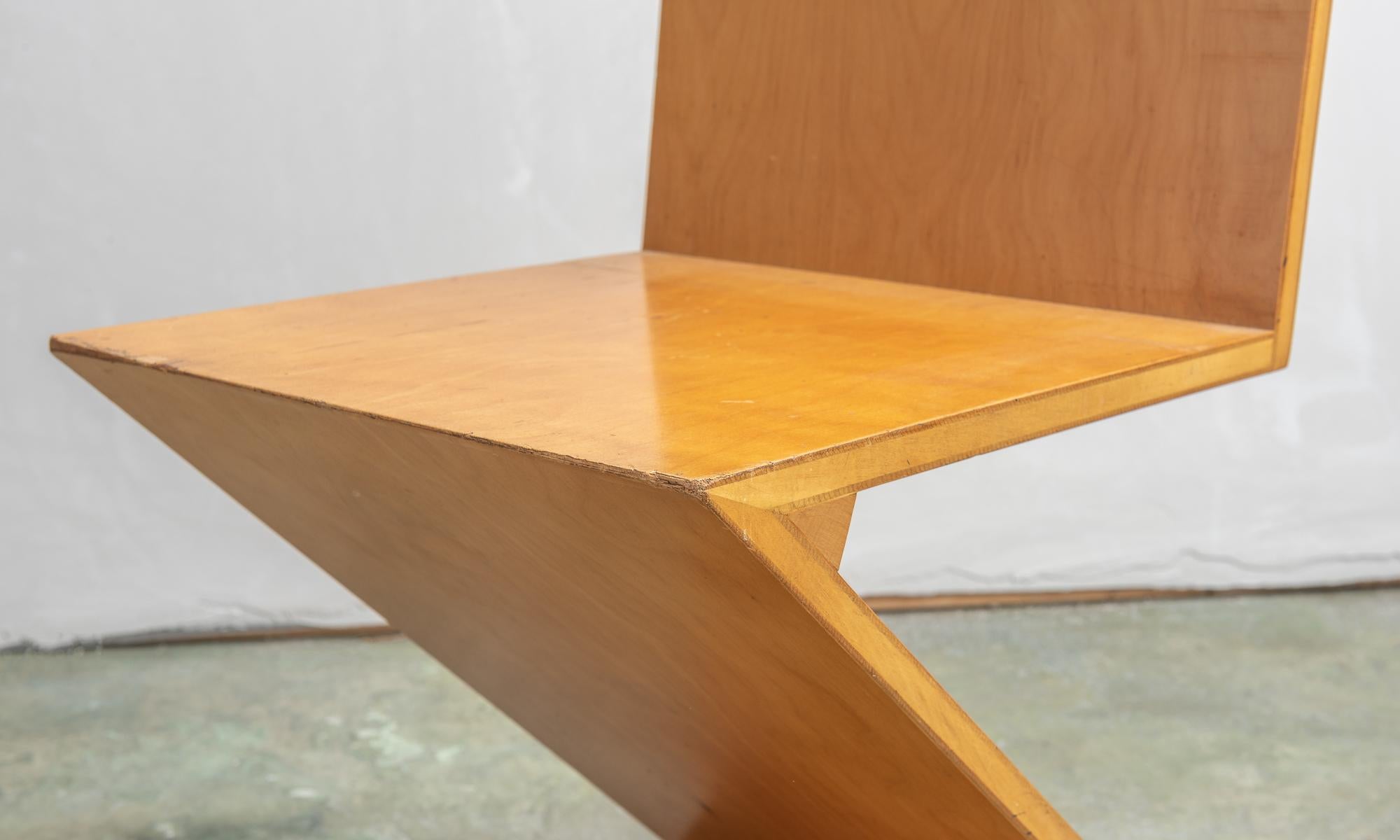 Wood Zig Zag Chair by Gerrit Rietveld