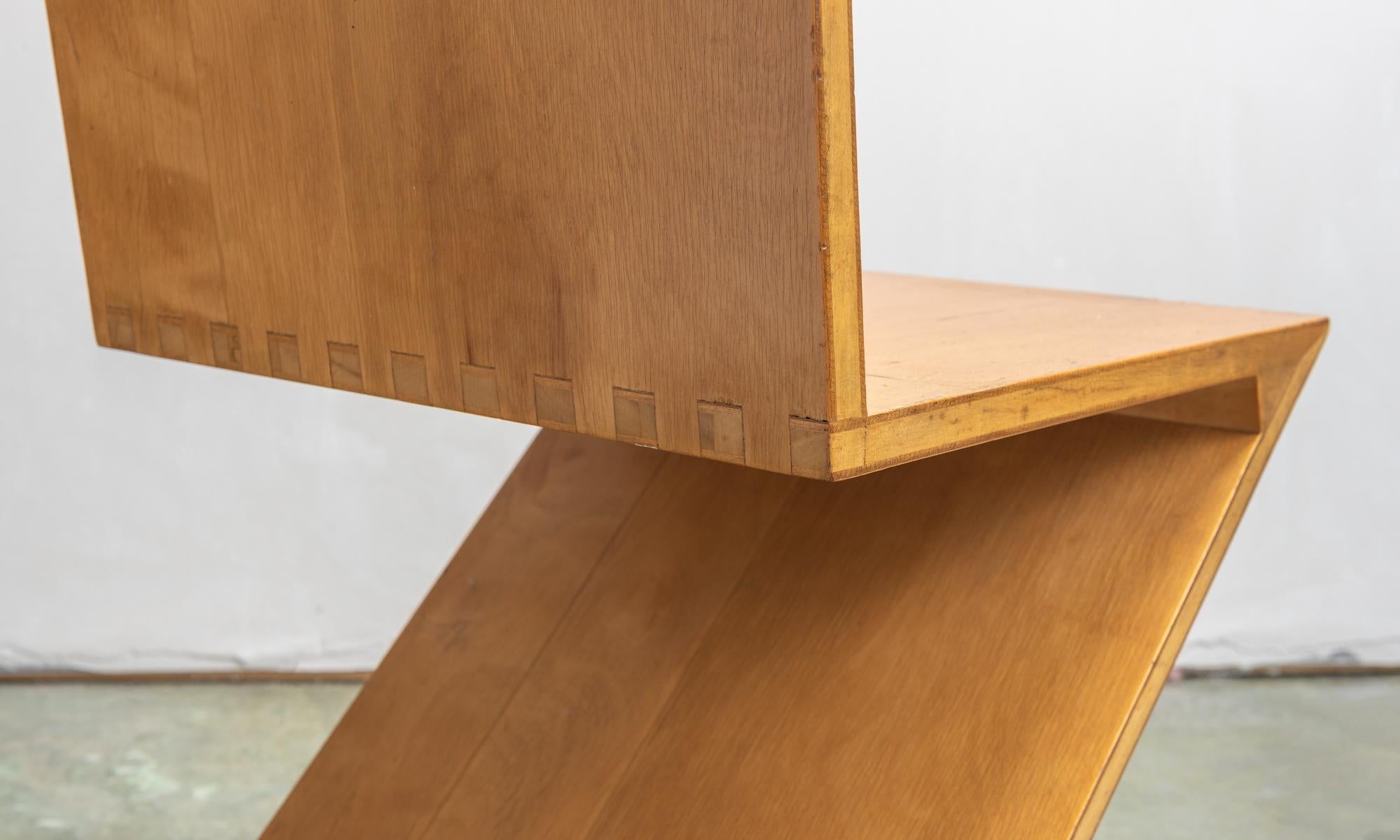 Zig Zag Chair by Gerrit Rietveld 1