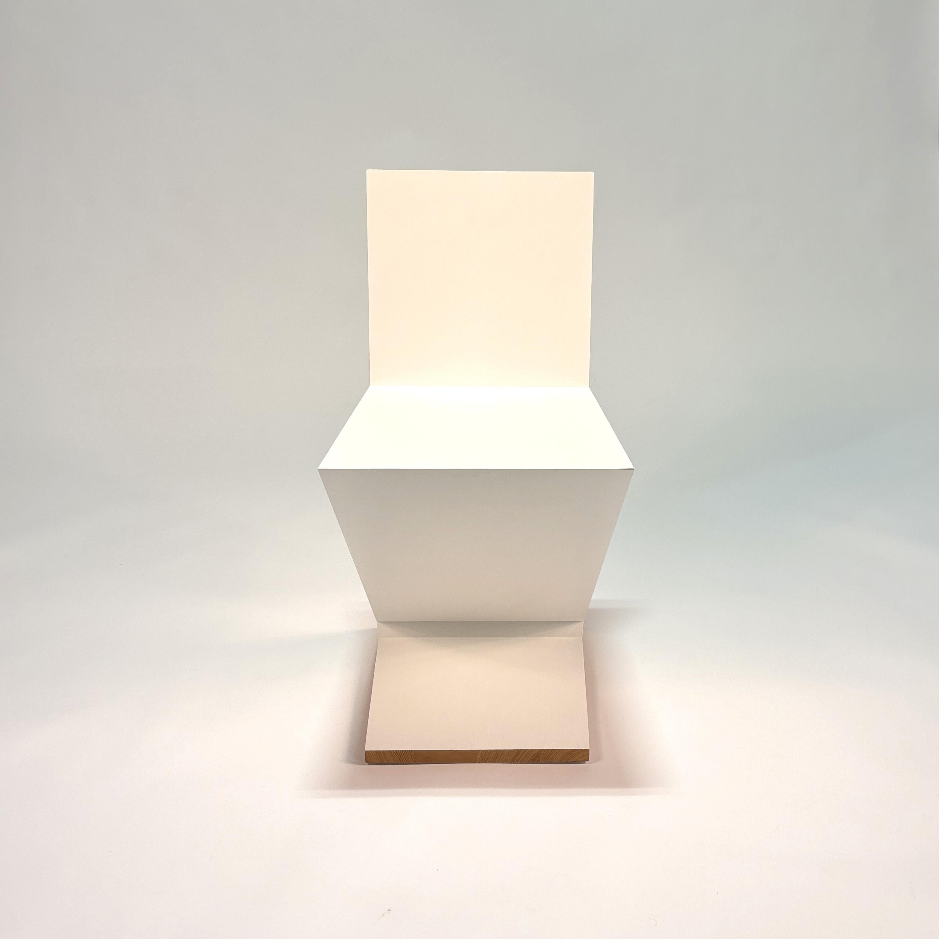 Zig Zag Chair by Gerrit Thomas Rietveld
1932 / 2019
Cassina

Open pore ashwood lacquered white. Feet in black plastic.
Produced and numbered by Cassina.