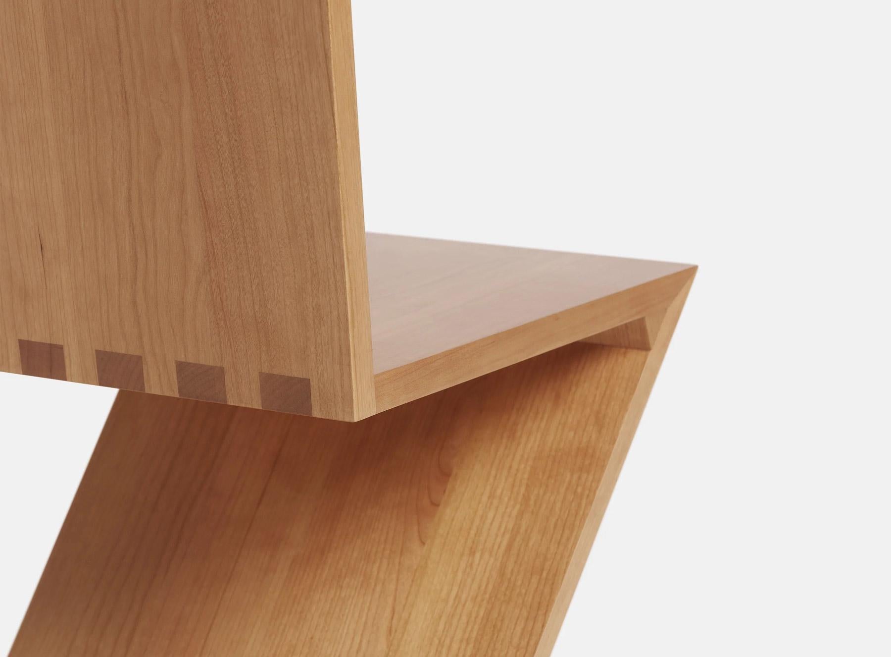Hand-Crafted ZIG ZAG Chair / Gerrit Rietveld (NL) / Urban Architecture Masterworks Collection For Sale