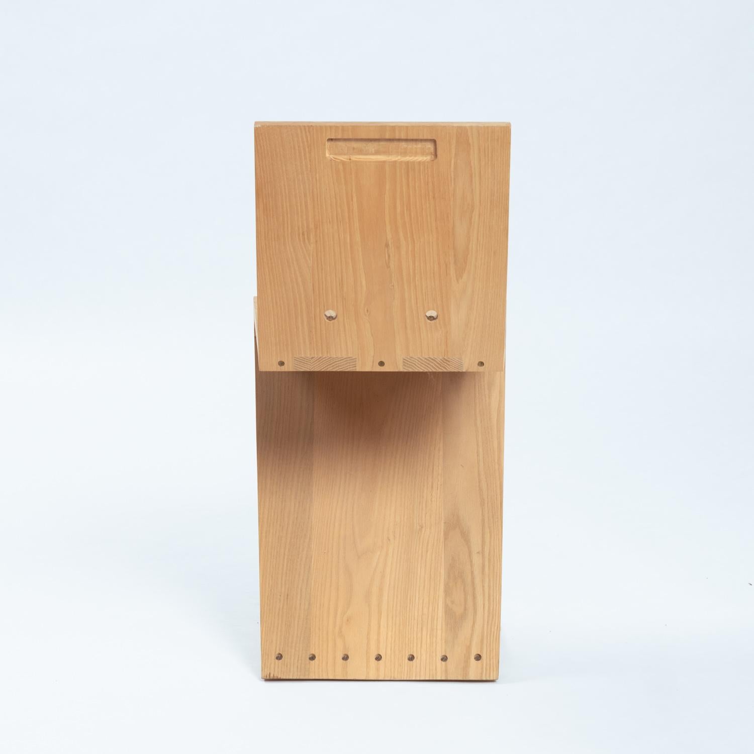 Chaise Zig zag au design de Gerrit Rietveld, années 1980 en vente 4
