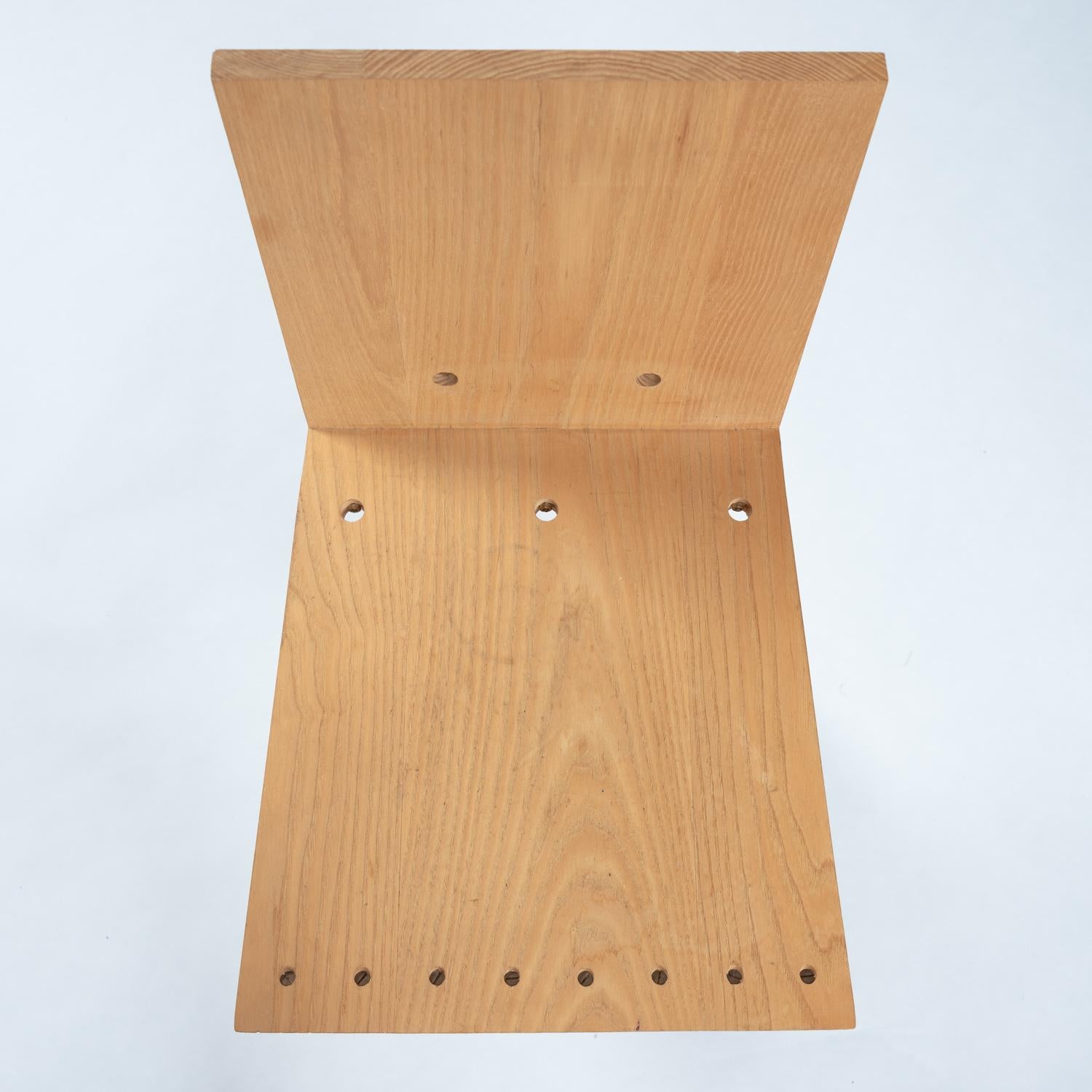 Chaise Zig zag au design de Gerrit Rietveld, années 1980 en vente 7