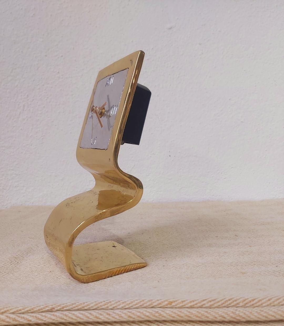 Zig Zag Clock Cast Aluminium and Brass  Brutalist Style by David Marshall In New Condition For Sale In Benahavis, AN