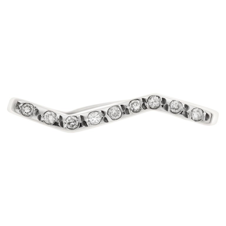 ZigZag Diamond Line Ring in 18k White Gold, App. 0.10 Carats For Sale at 1stDibs