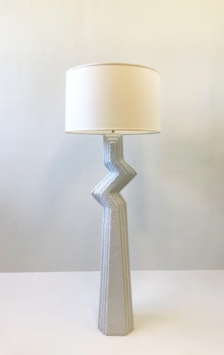 Zig Zag White Plaster and Brass Floor Lamp For Sale at 1stDibs zig