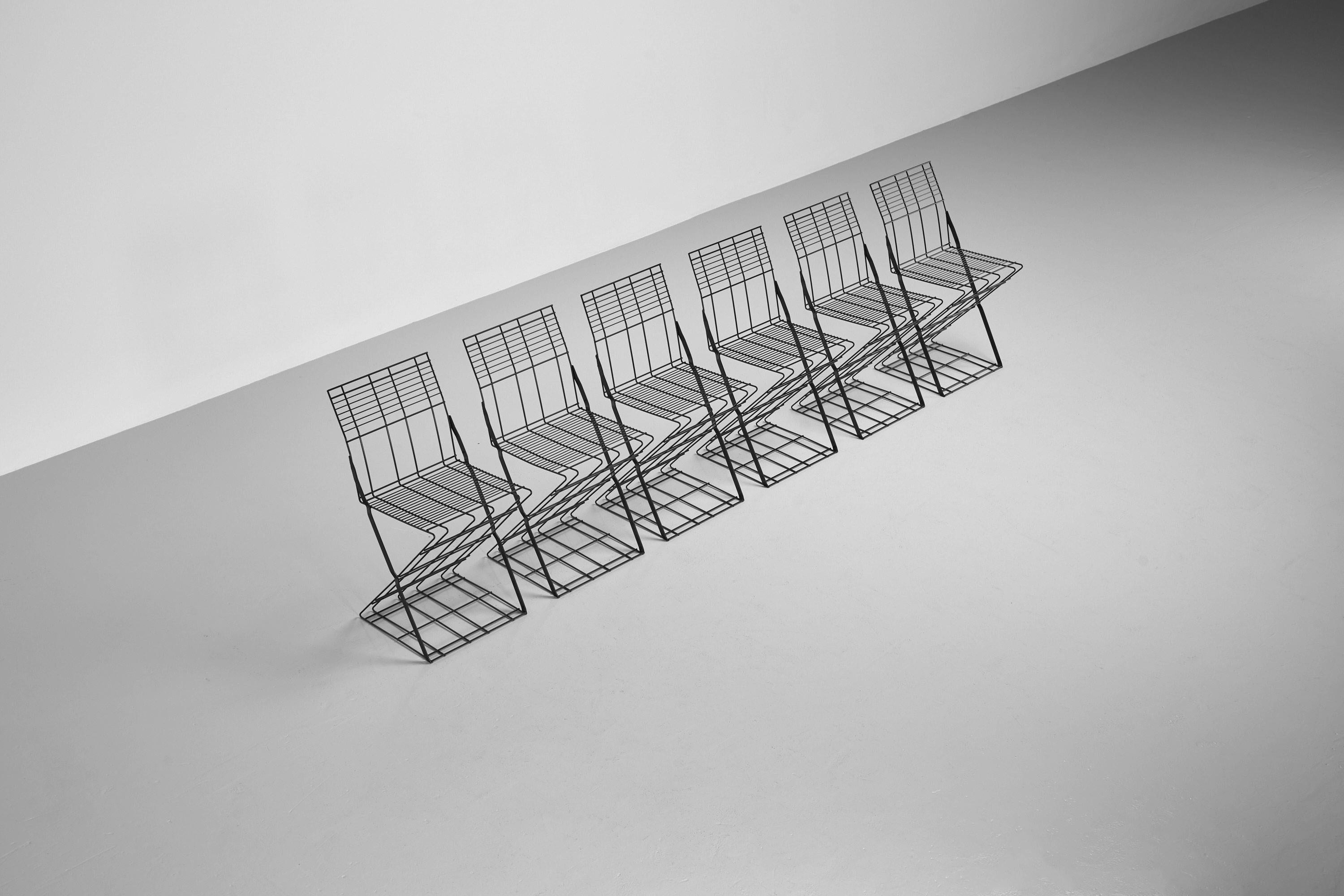 Powder-Coated Zig Zag Wire Chairs Made in Italy 1970 For Sale