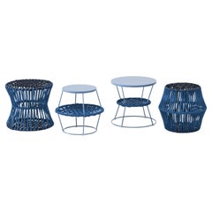 Tavolino Ziggy Barrel con struttura blu lucida e blu melange di Emilio NANNI