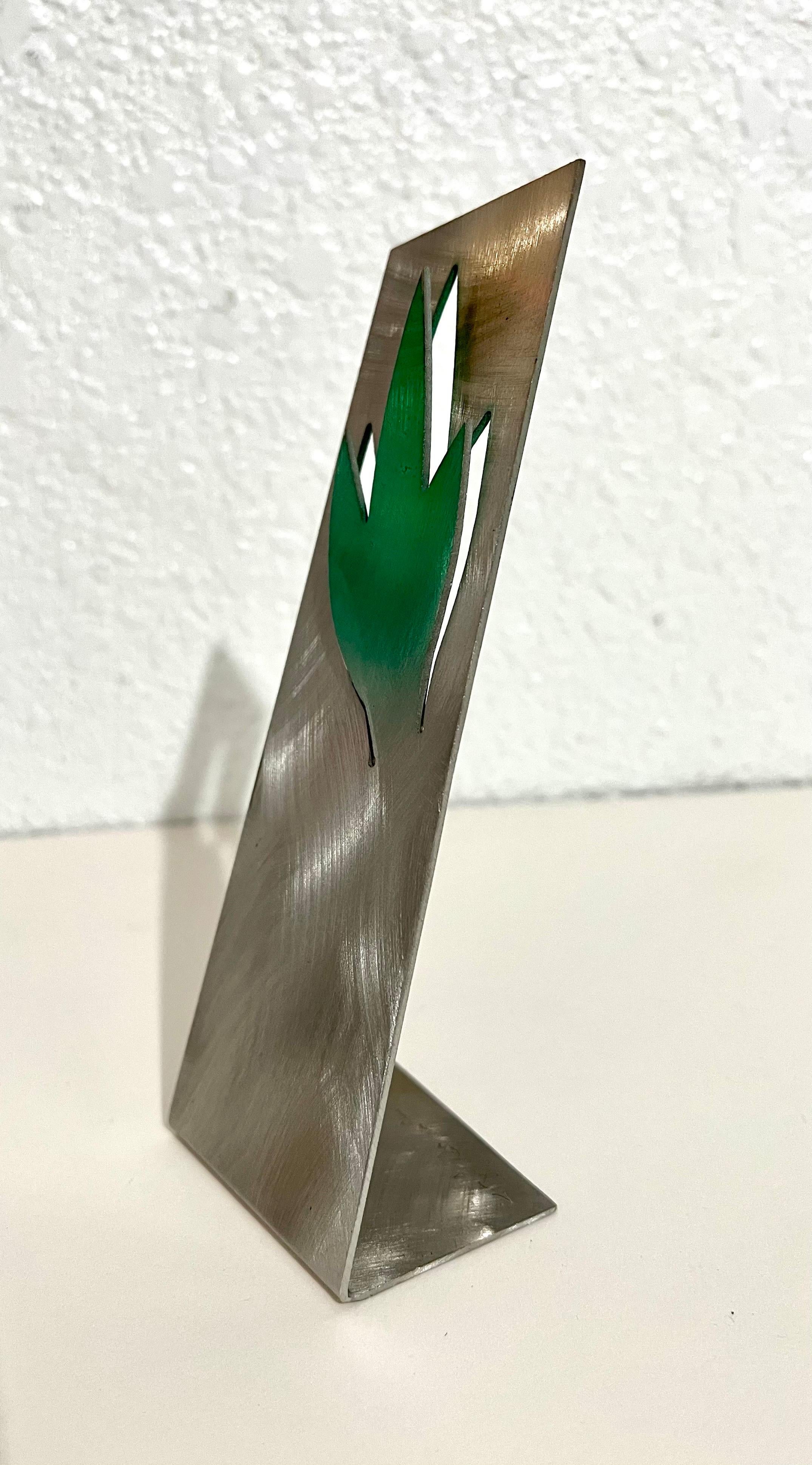 Escultura israelí contemporánea abstracta geométrica pintada y agujereada Zigi Ben Haim en venta 1