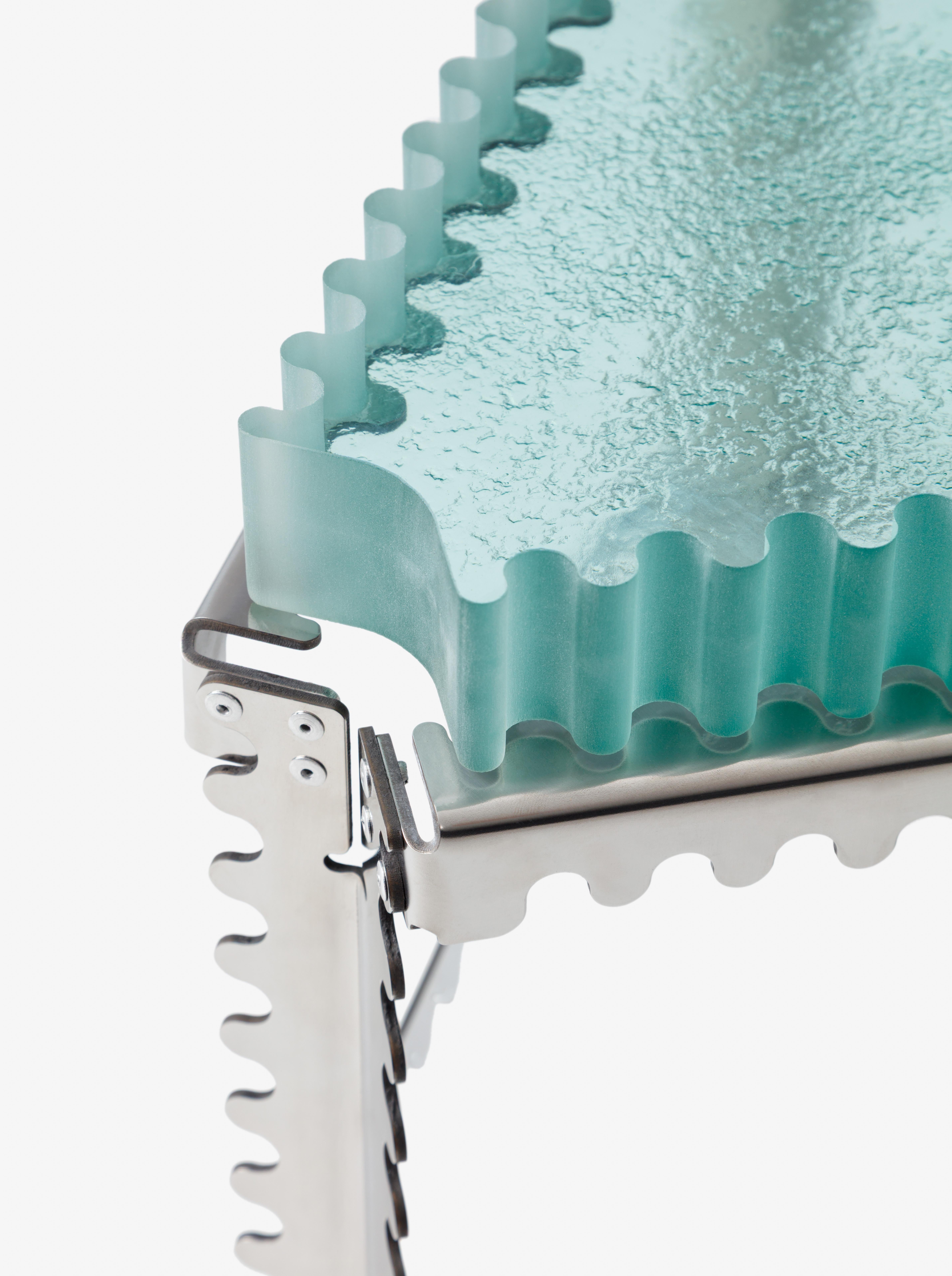 Other Zigue-Vague Triangular Side Table (Low) For Sale