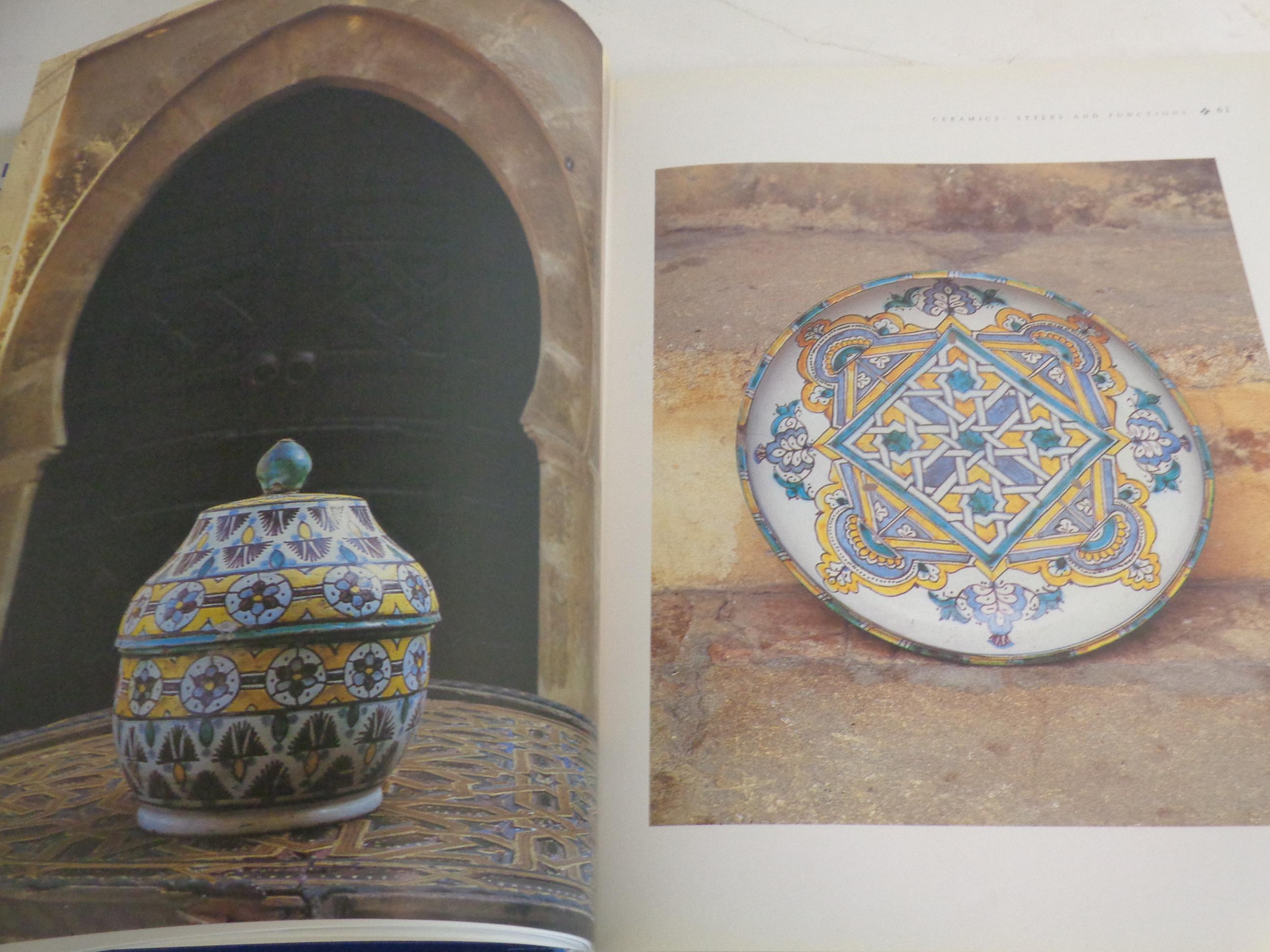 Zillij: The Art of Moroccan Ceramics - Damluji & Hedgecoe - 1992 Garnet  11