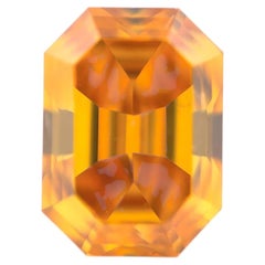Diamant Zimi - 0,55 ct, diamant naturel non serti, couleur « Fancy Vivid Yellow Orange », certifié GIA, pureté SI1
