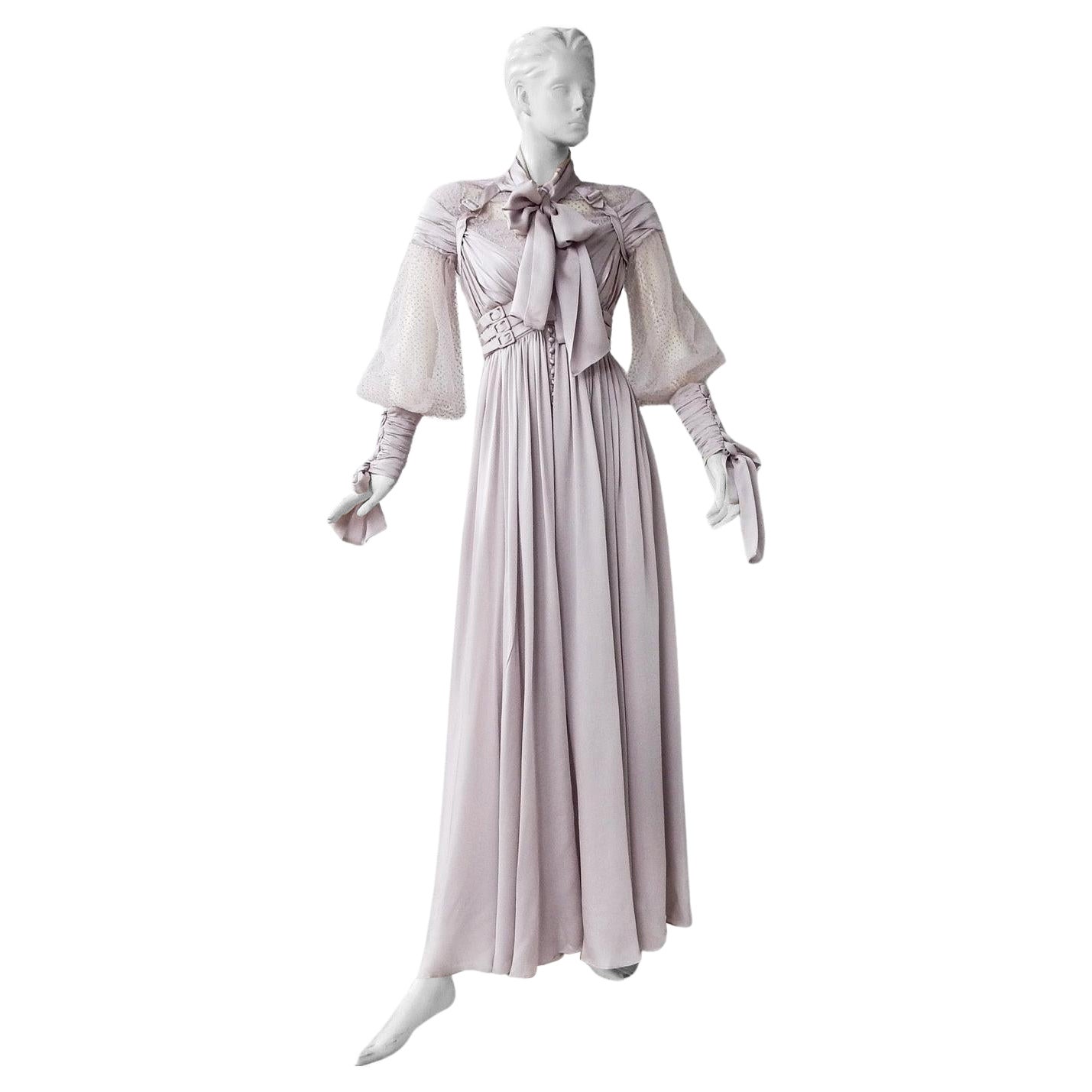 Zimmerman La Pasarela Más Codiciada Vestido de Noche de Seda Elaborado  Nuevo en venta