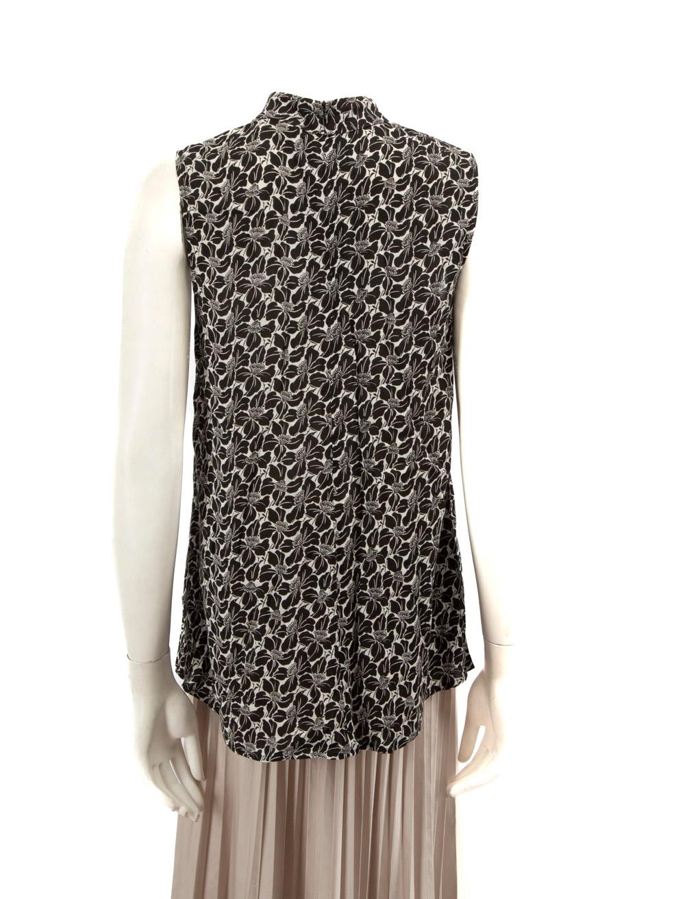 Zimmermann Black Floral Crepe Sleeveless Blouse Size M In Good Condition For Sale In London, GB