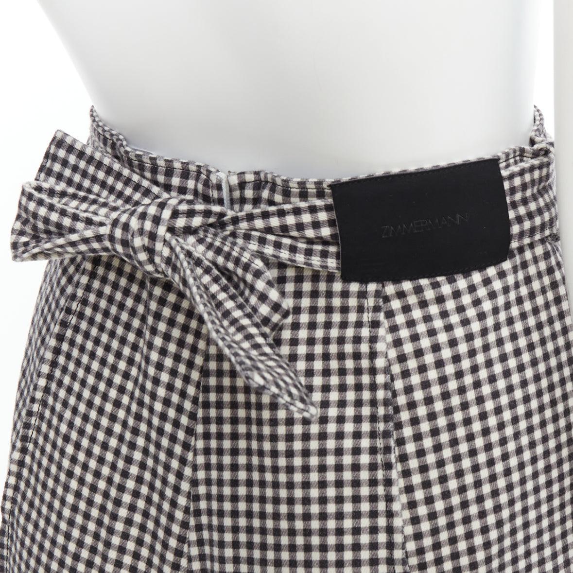 ZIMMERMANN black white gingham print high waisted shorts US0 XS
Reference: YIKK/A00150
Brand: Zimmermann
Material: Cotton, Blend
Color: White, Black
Pattern: Gingham
Closure: Self Tie
Lining: White Fabric
Extra Details: Bow back tie.
Made in: