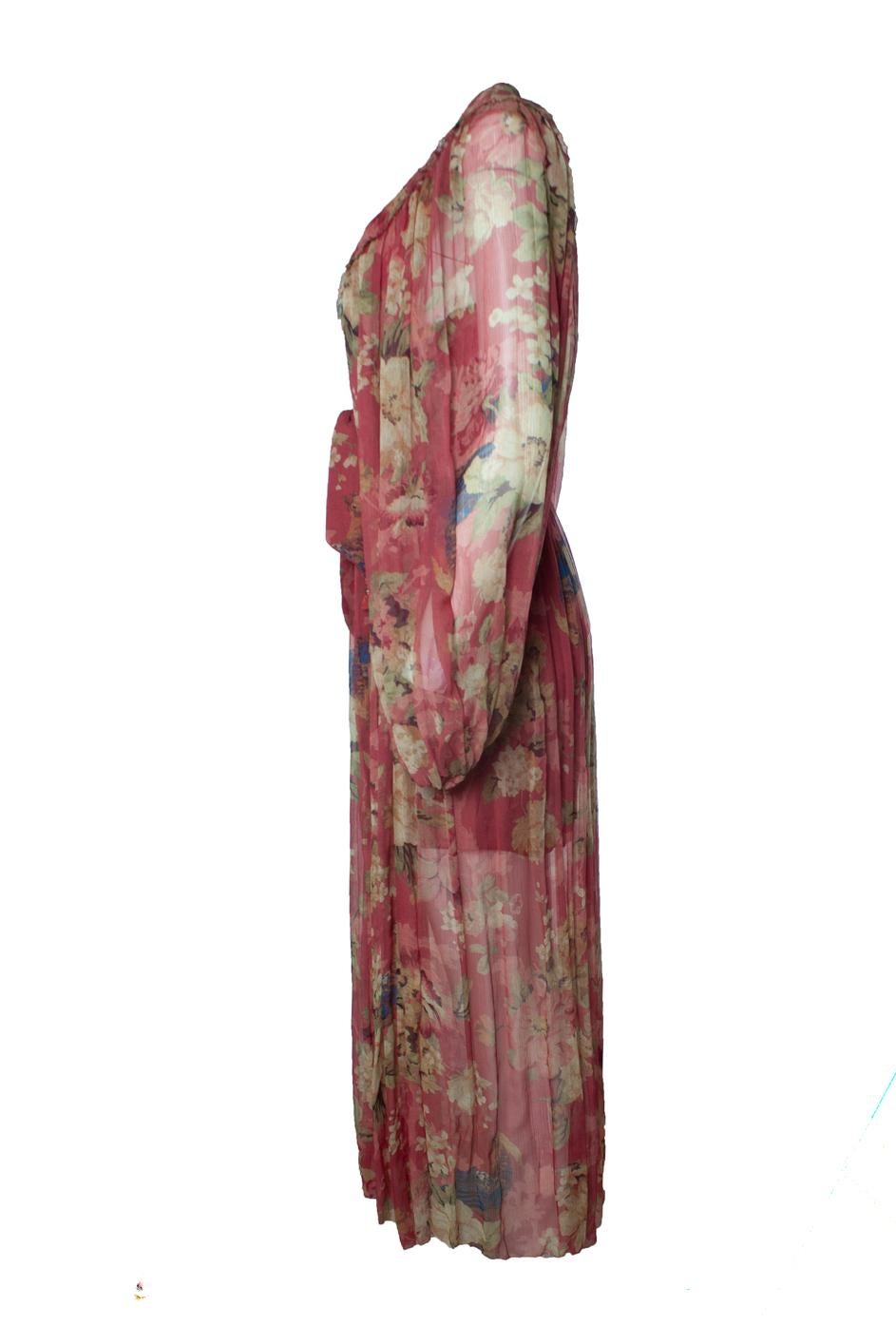 Zimmermann, Melody red floral wrap dress. The item is new - unworn.

CONDITION: new - unworn

SIZE: 3 - L

MEASUREMENTS: length 138 cm, width 40 cm, waist 42 cm, shoulder width 50 cm, sleeve length 62 cm

MATERIAL: 100% silk

CARE: dry