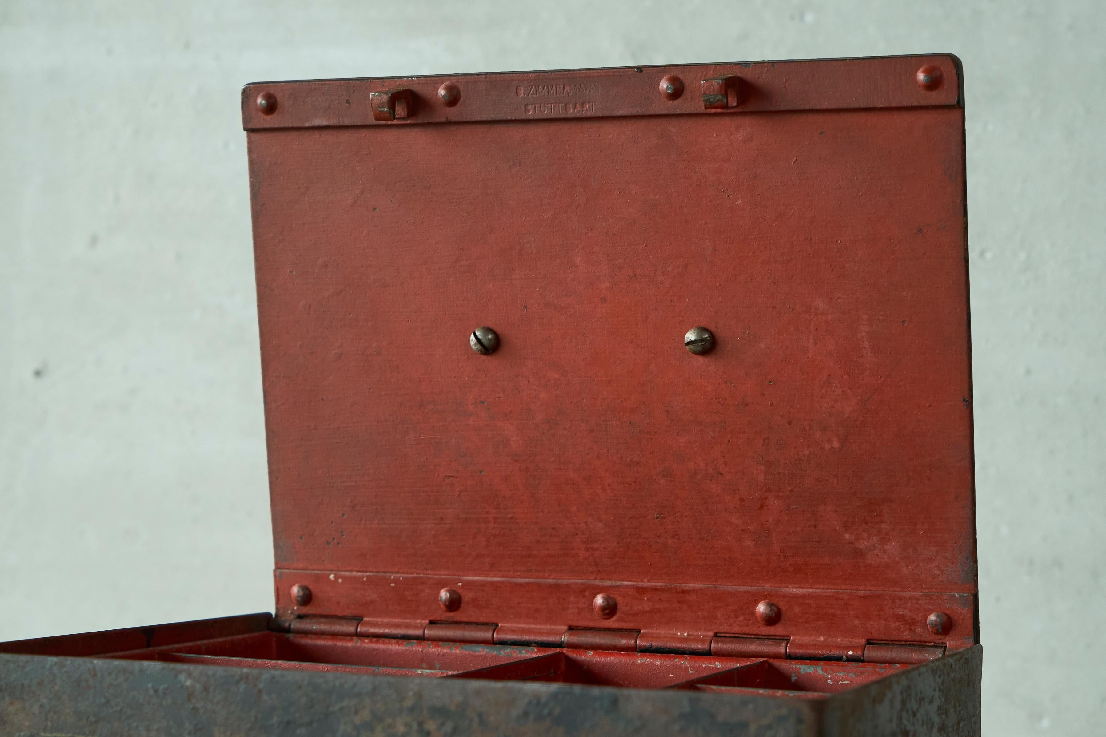 Zimmermann Stuttgart Iron Box in Patinated Metal 1930s For Sale 4