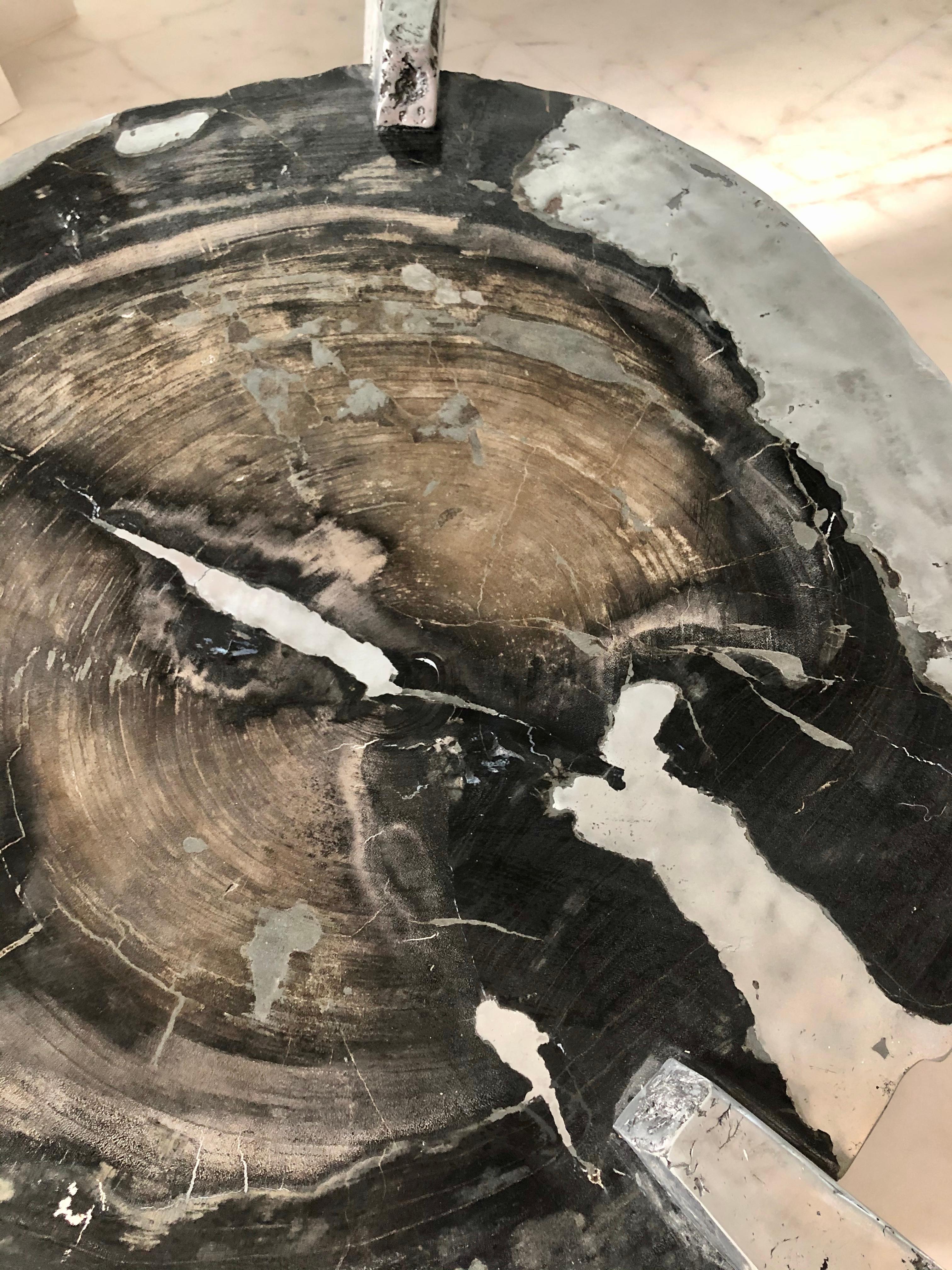 Table basse circulaire en zinc Decay of Time Neuf - En vente à Coral Gables, FL