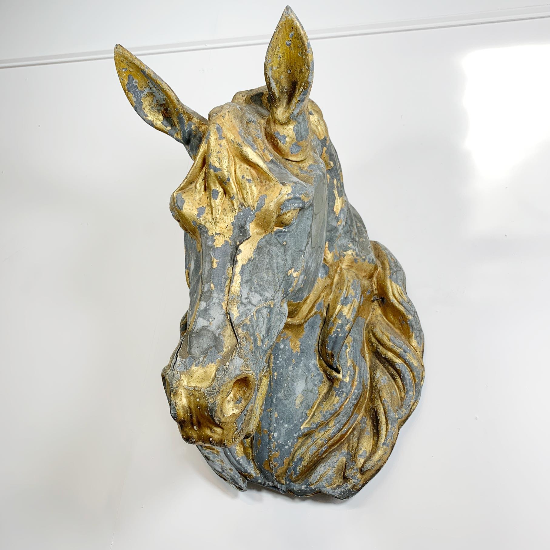 Belge Enseigne de boucherie en zinc et or à tête de cheval Flemish 1860 en vente