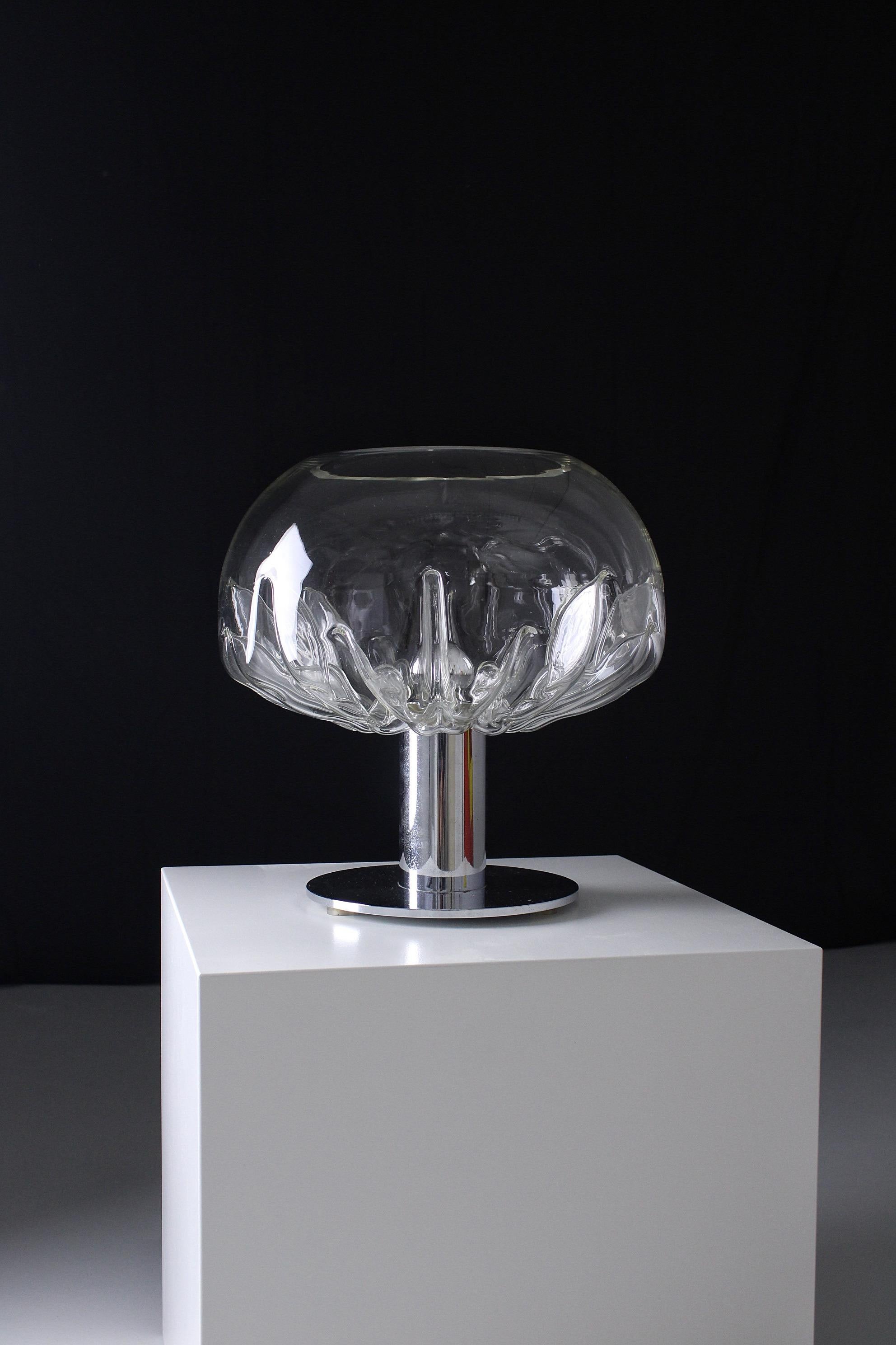 Zinia table lamp by Toni Zuccheri for VeArt, 1972 In Good Condition For Sale In UTRECHT, NL