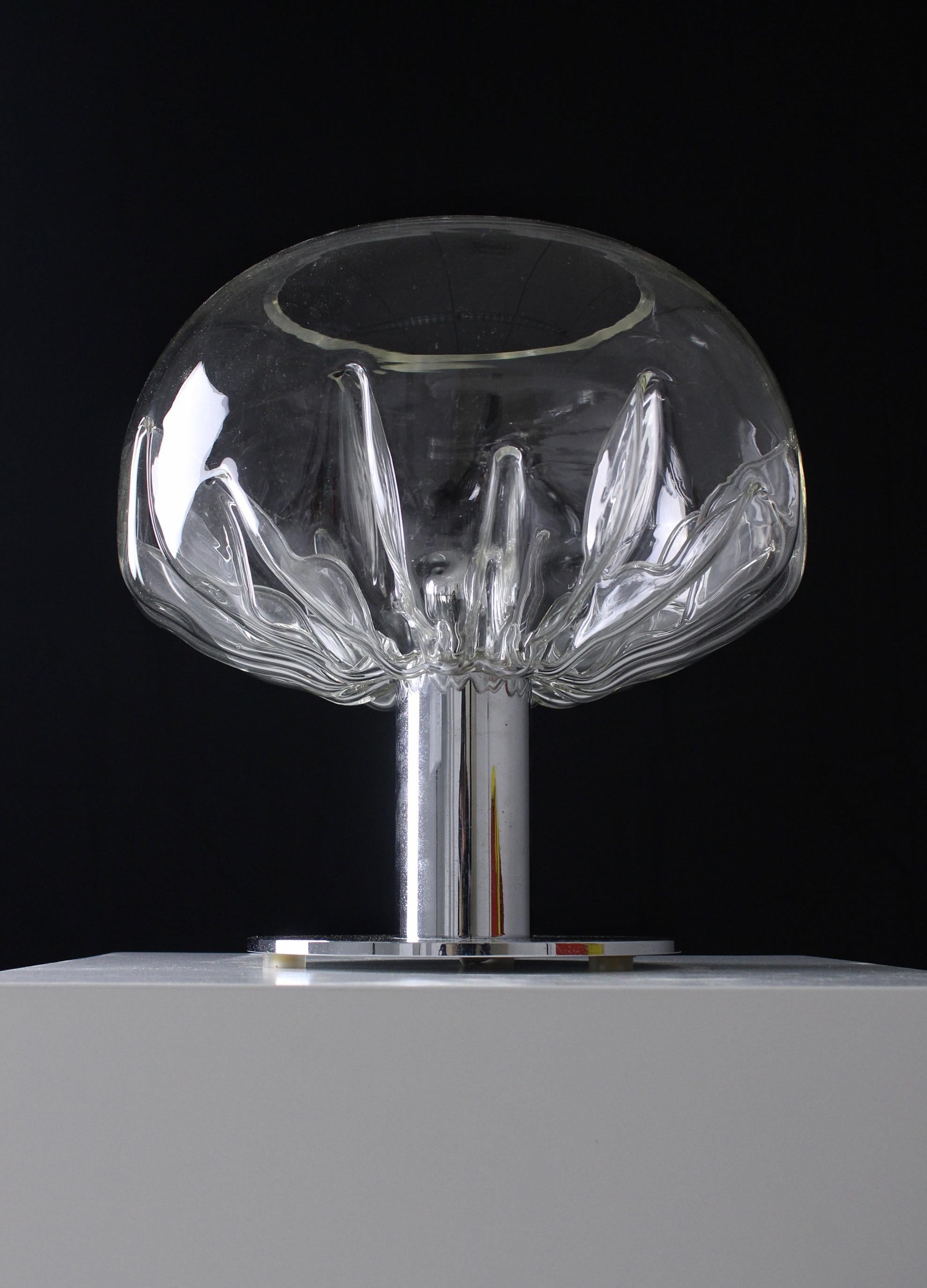 Late 20th Century Zinia table lamp by Toni Zuccheri for VeArt, 1972 For Sale