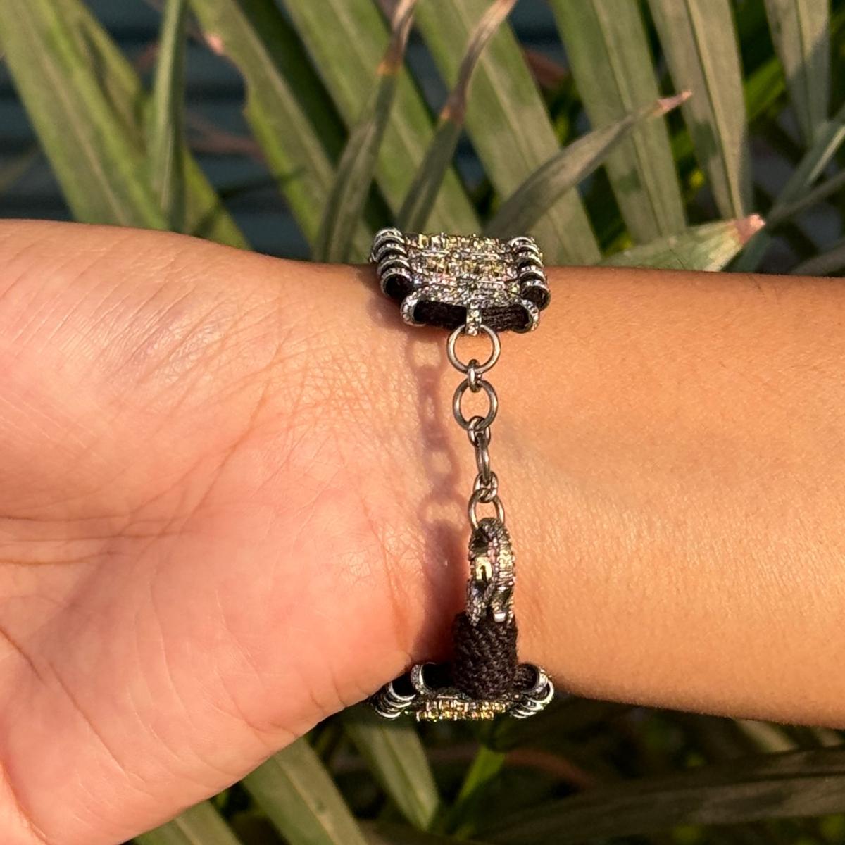Zircon Black Macrame Thread Bracelet for Women in Solid Silver Handmade Jewelry In New Condition For Sale In New York, NY