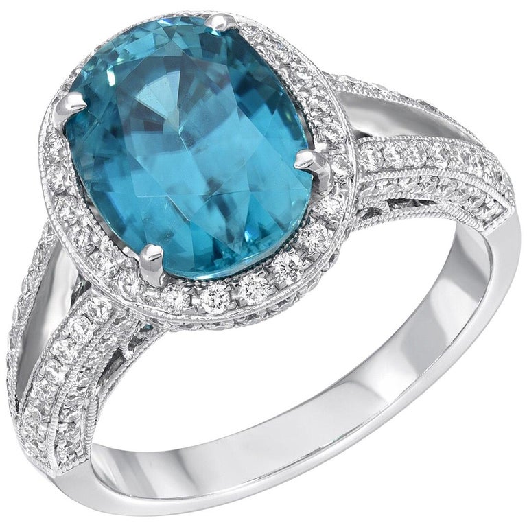 Blue Zircon Ring Oval 6.07 Carats For Sale at 1stdibs