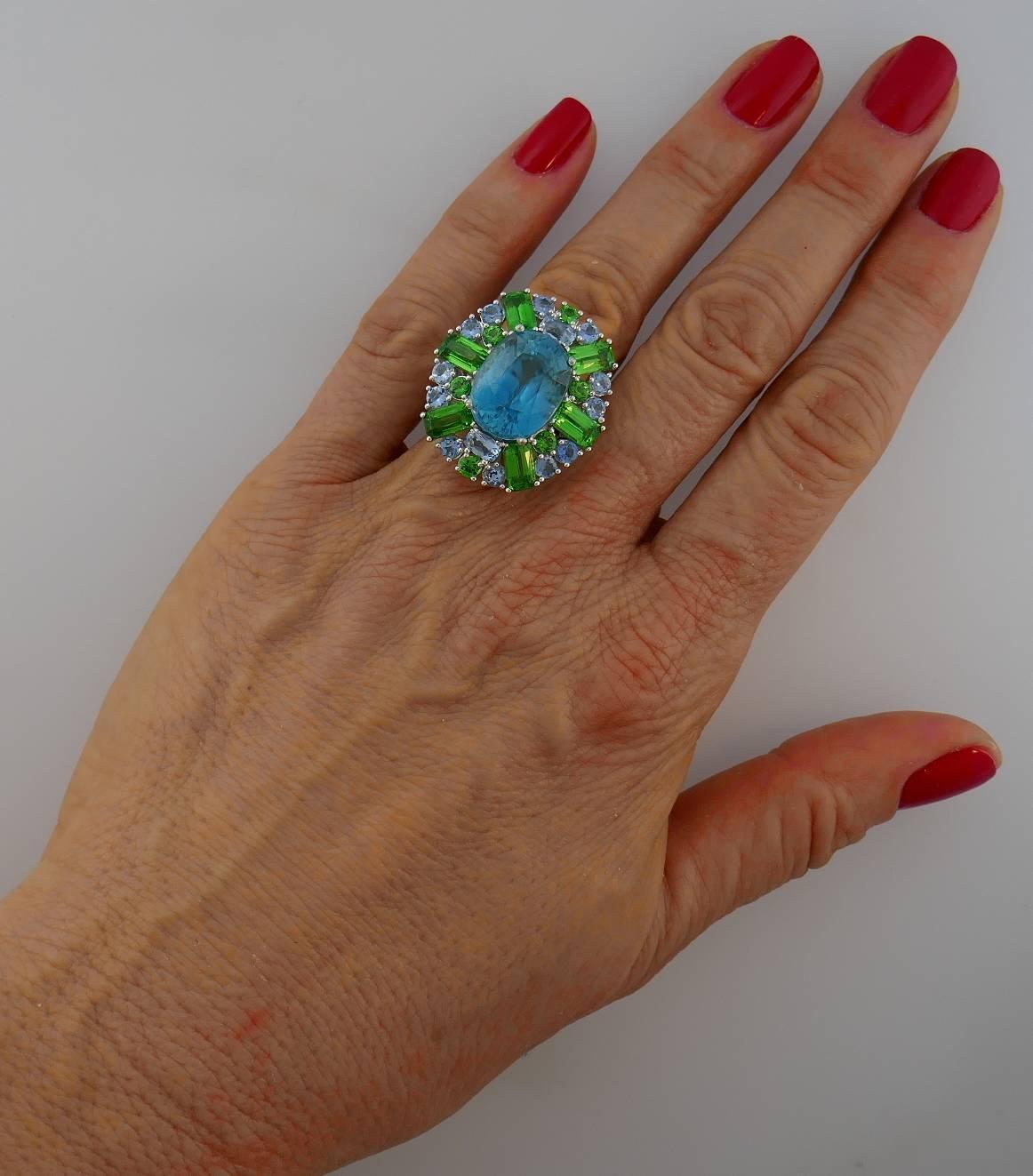 Zircon Tsavorite Aquamarine Gold Earrings and Ring Set, 1980s In Excellent Condition In Beverly Hills, CA