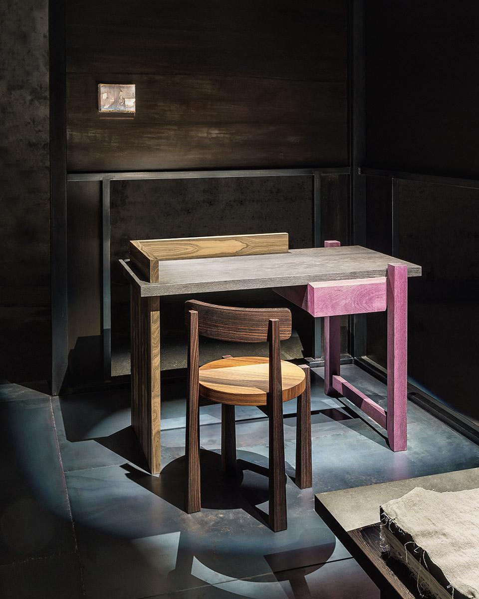 Ziricote and Amaranth Wood Desk by Antonio Aricò for Delvis Unlimited In New Condition For Sale In Milan, Milan