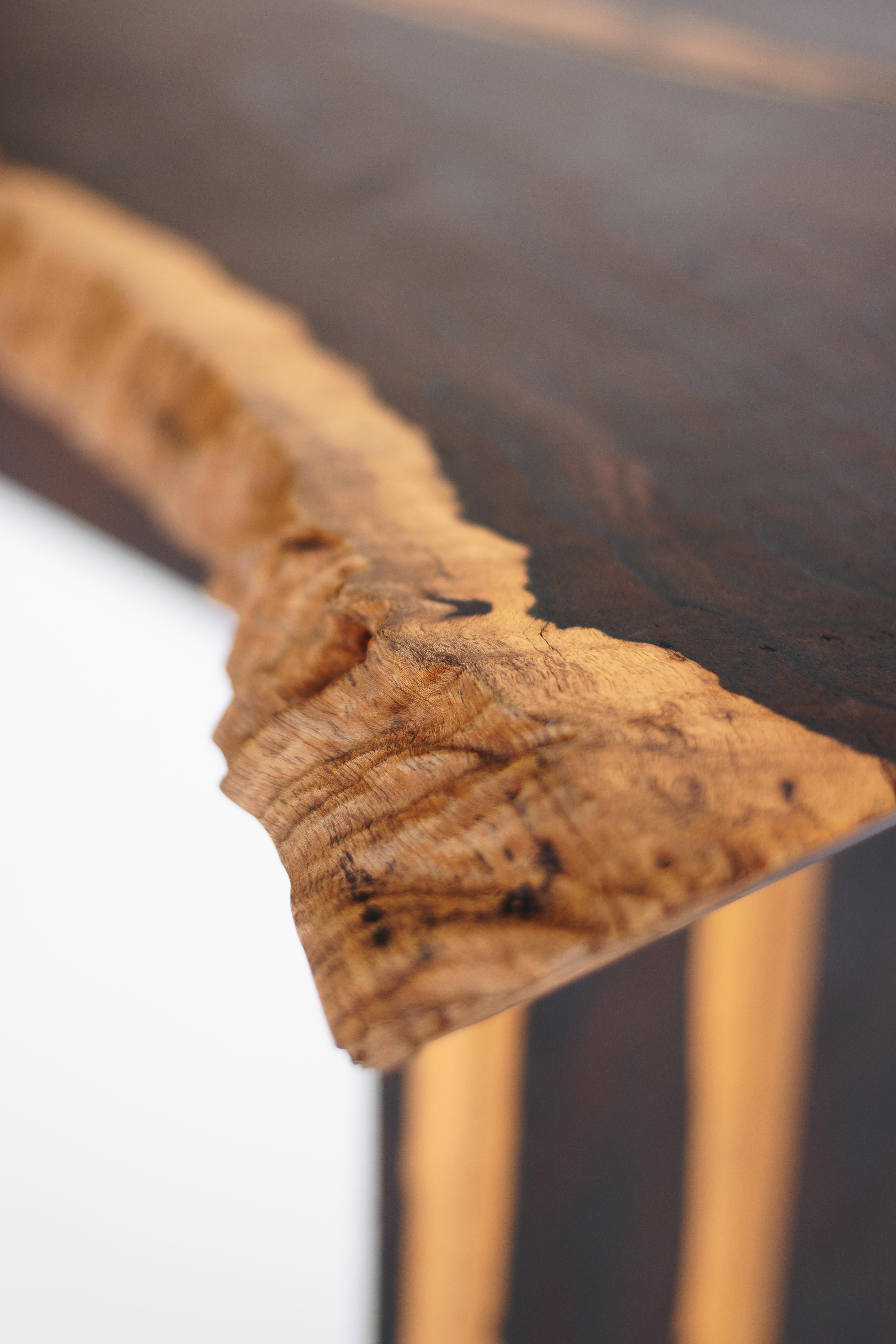 Table d'appoint contemporaine en bois de ziricote - Pièce unique, prête à être expédiée Neuf - En vente à PARQUE INDUSTRIAL OTHON P BLANCO, Quintana Roo