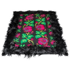 "Zitanpixel Dark Pink Roses" Hand Knotted Sheep Wool Gipsy Style Rug