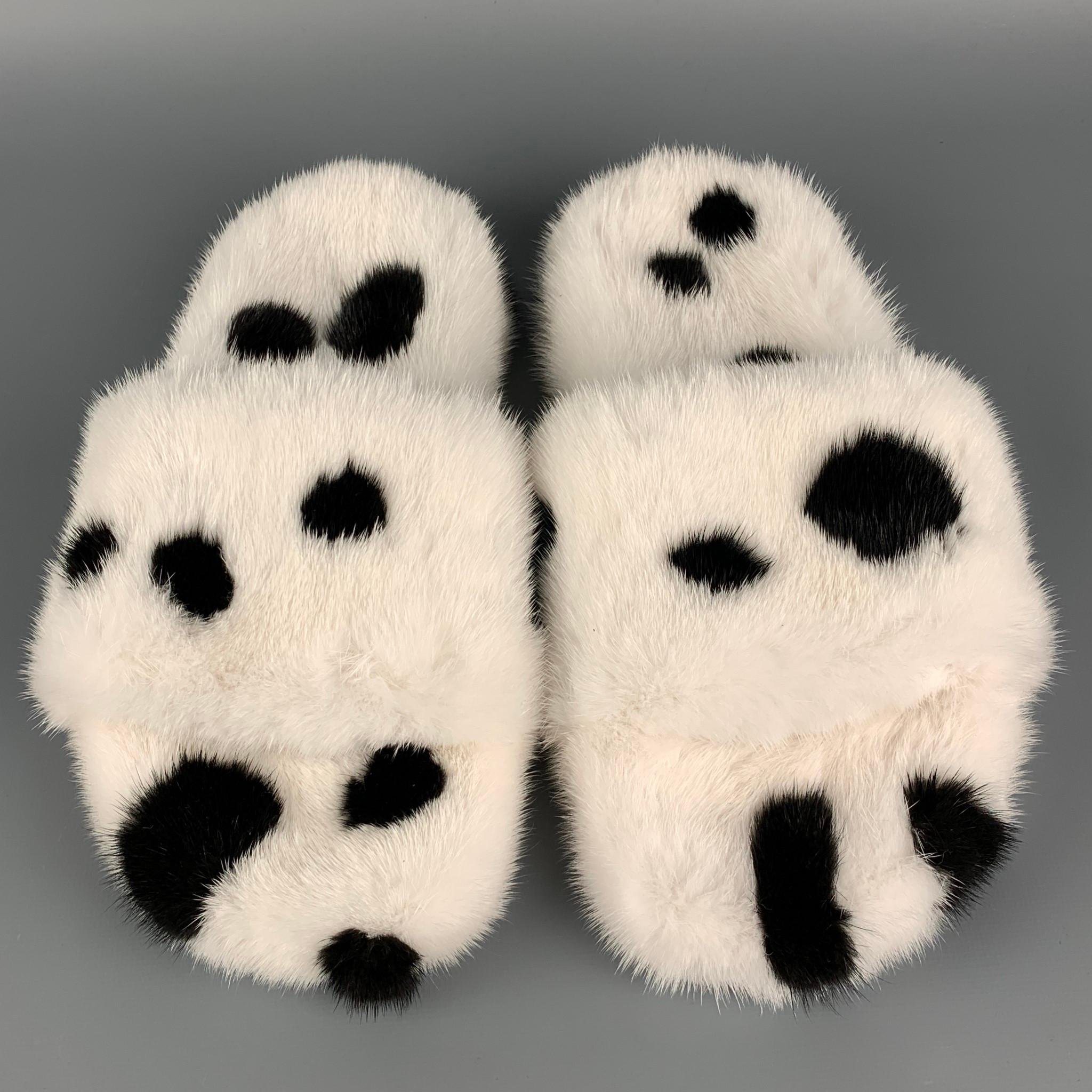 ZIZI DONAHOE Größe 8 Weiß Schwarz Saga Nerz Penelope Slides im Zustand „Neu“ in San Francisco, CA