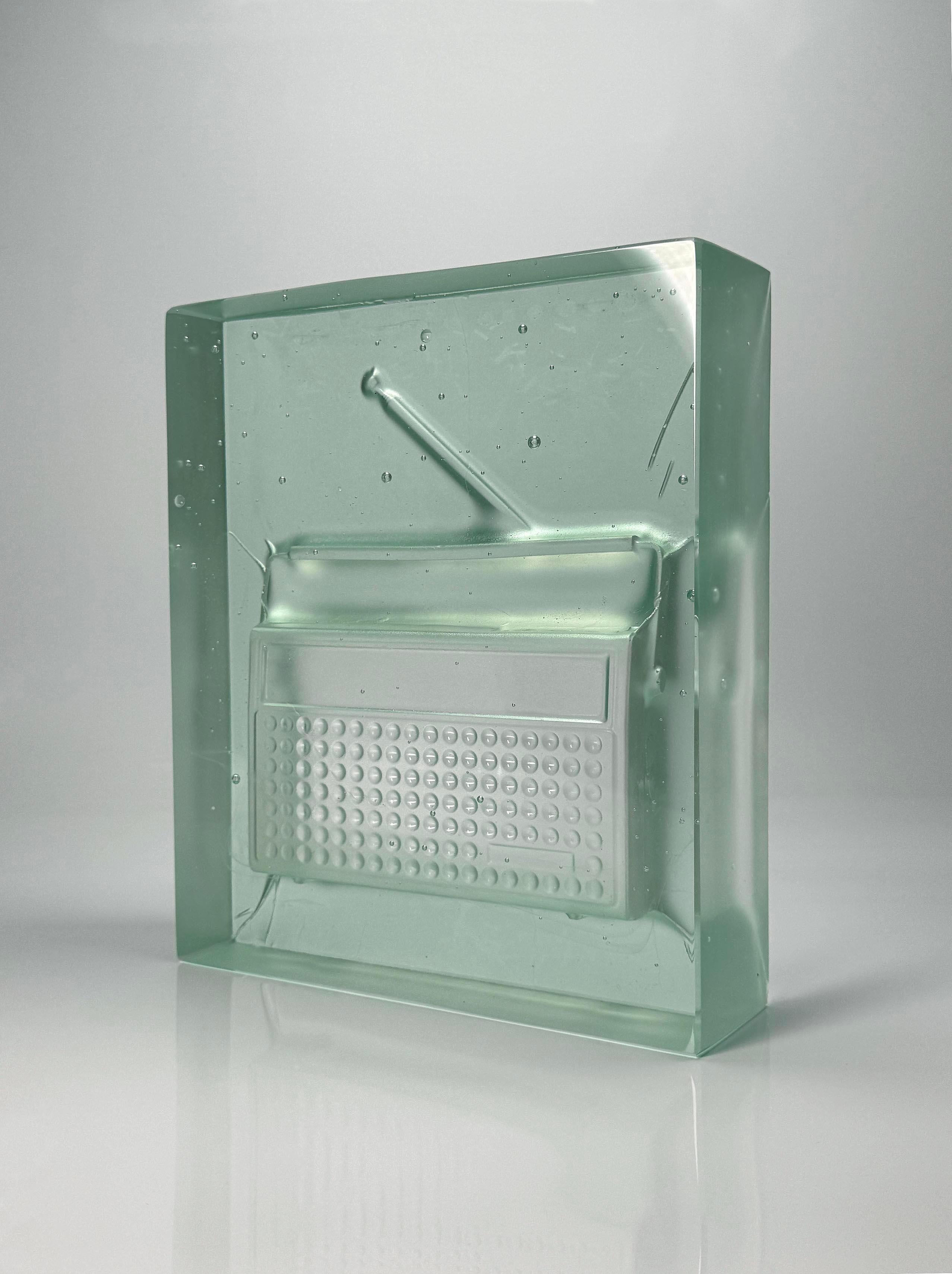 Radio en verre - Sculpture de Zoë Scutts
