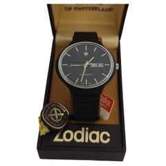 Zodiac Astroquartz Ref 1192.970 Black Oval Jumbo Men
s Day/Date Wristwatch In O