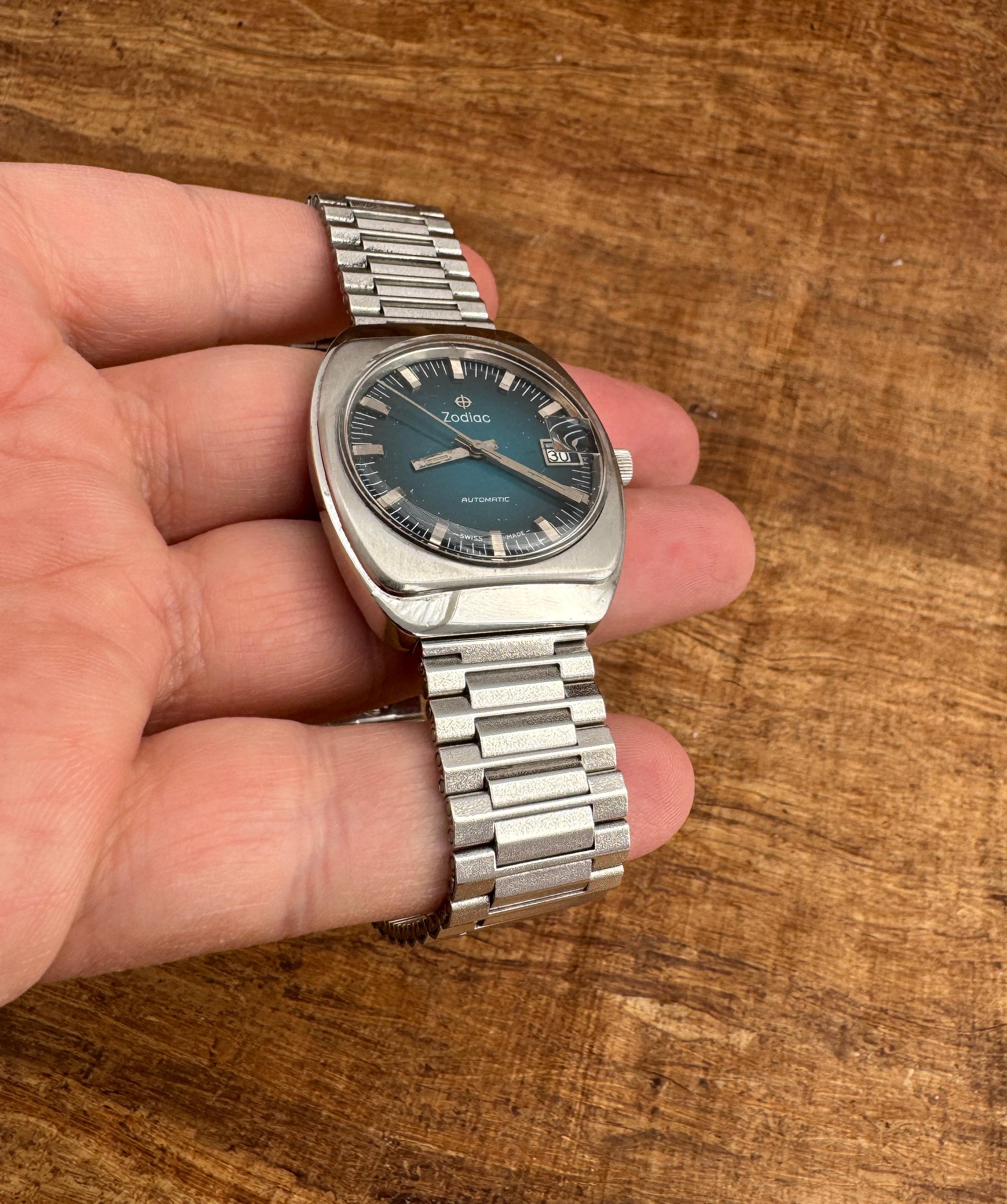 Zodiac Automatik Herrenuhr mit blauem Zifferblatt und Datum 722-913 Vintage By im Angebot 6
