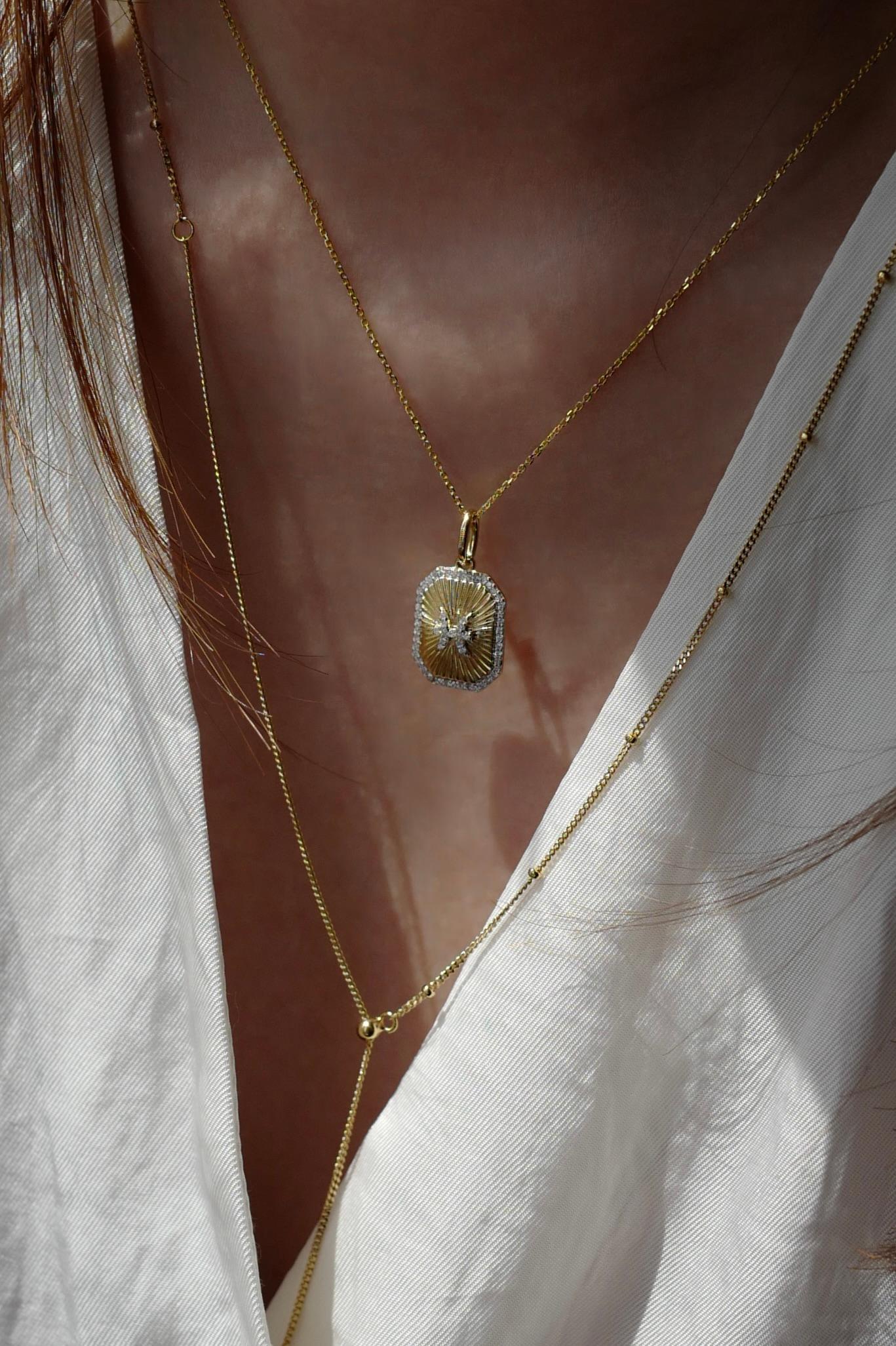 Zodiac Charm Diamant-Halskette, Sternzeichen Horoskop 18K Gelbgold (Modernistisch) im Angebot