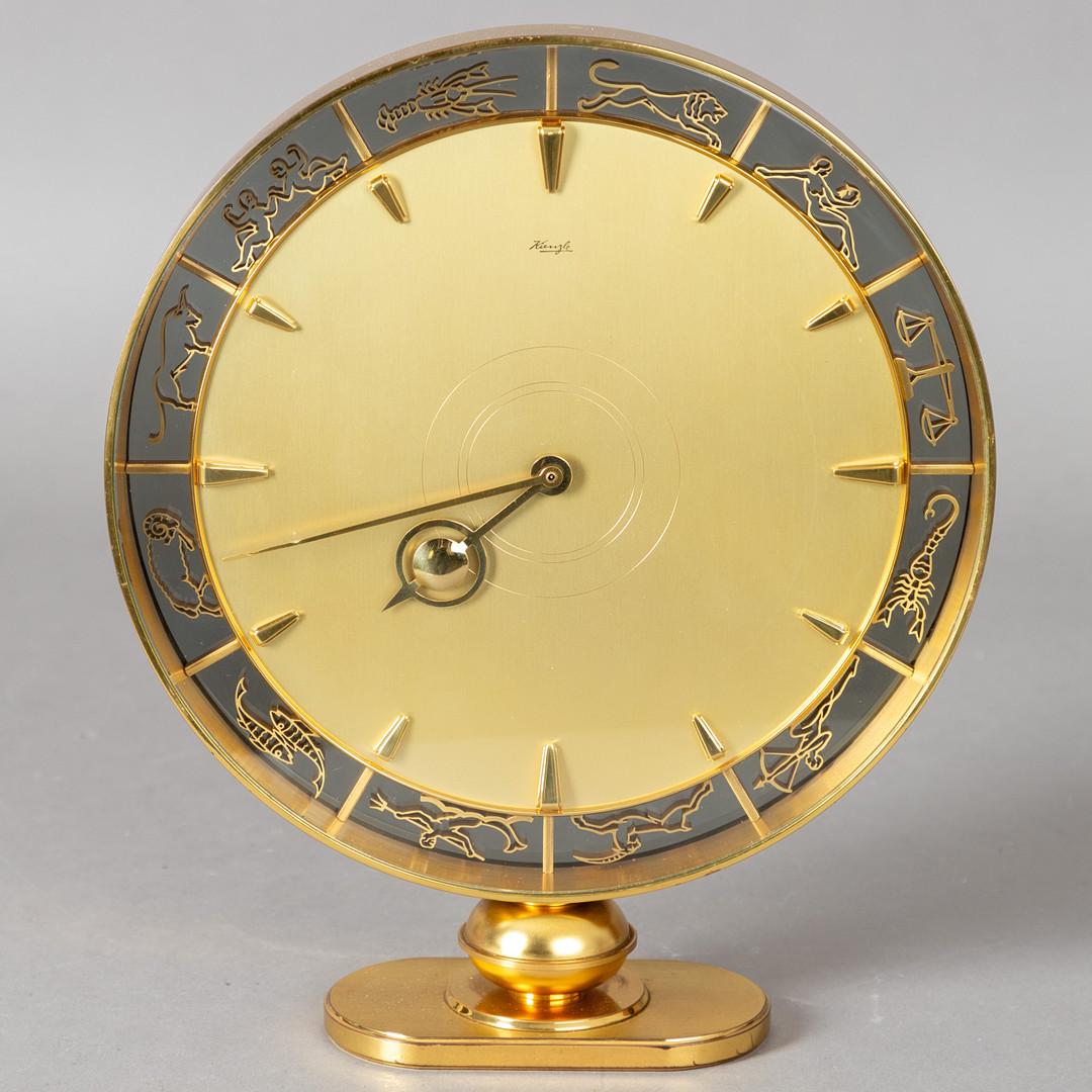 Allemand Horloge de bureau ou de table Zodiac par Heinrich Möller pour Kinzle en vente