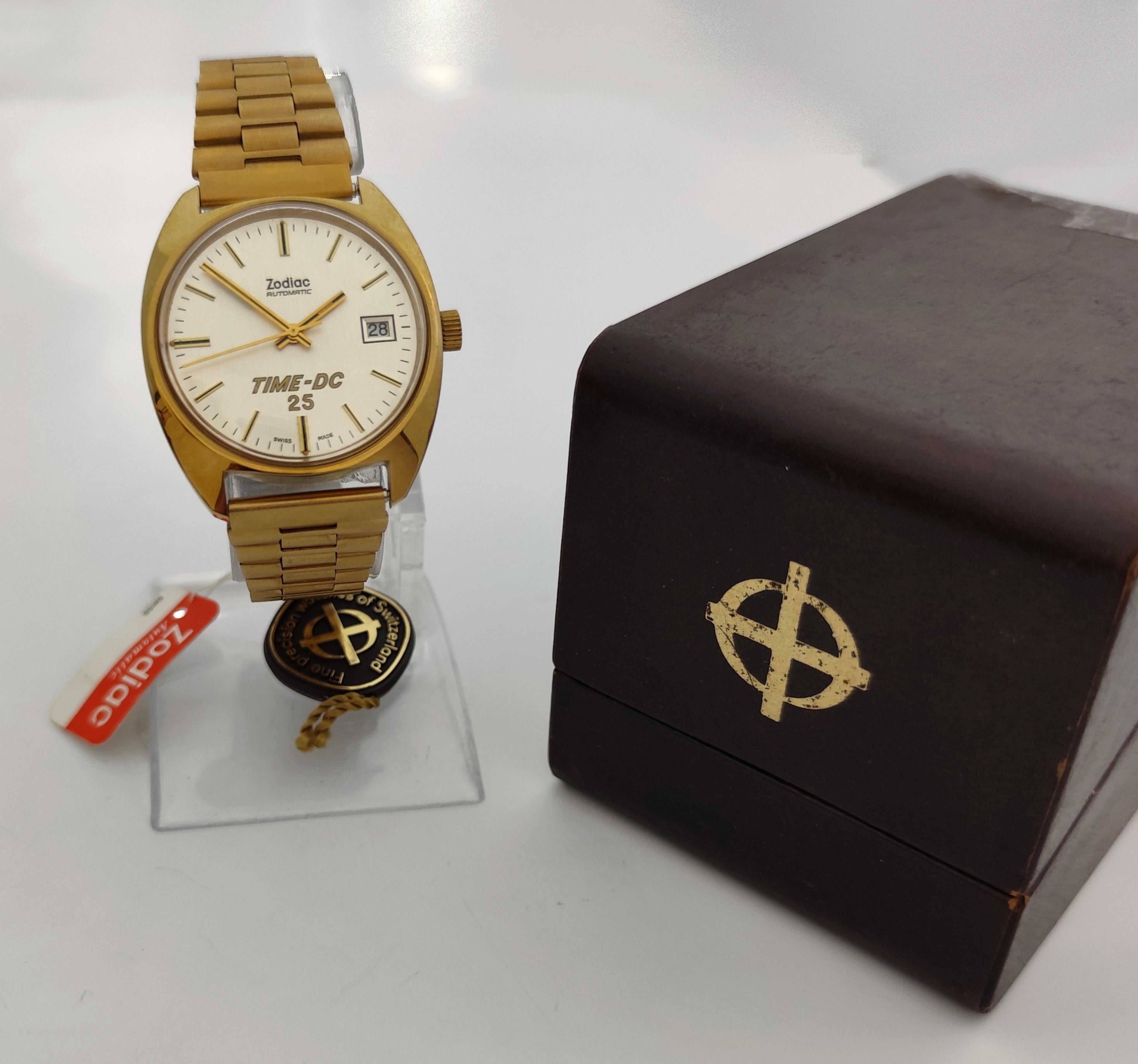 Brand: Zodiac

Model: TIME-DC 25

Reference Number: 723.101

Country Of Manufacture: Switzerland

Movement: Automatic

Case Material: Gold Plated Stainless-steel

Measurements : Case width: 36mm. (without crown)

Band Type : Gold Plated
