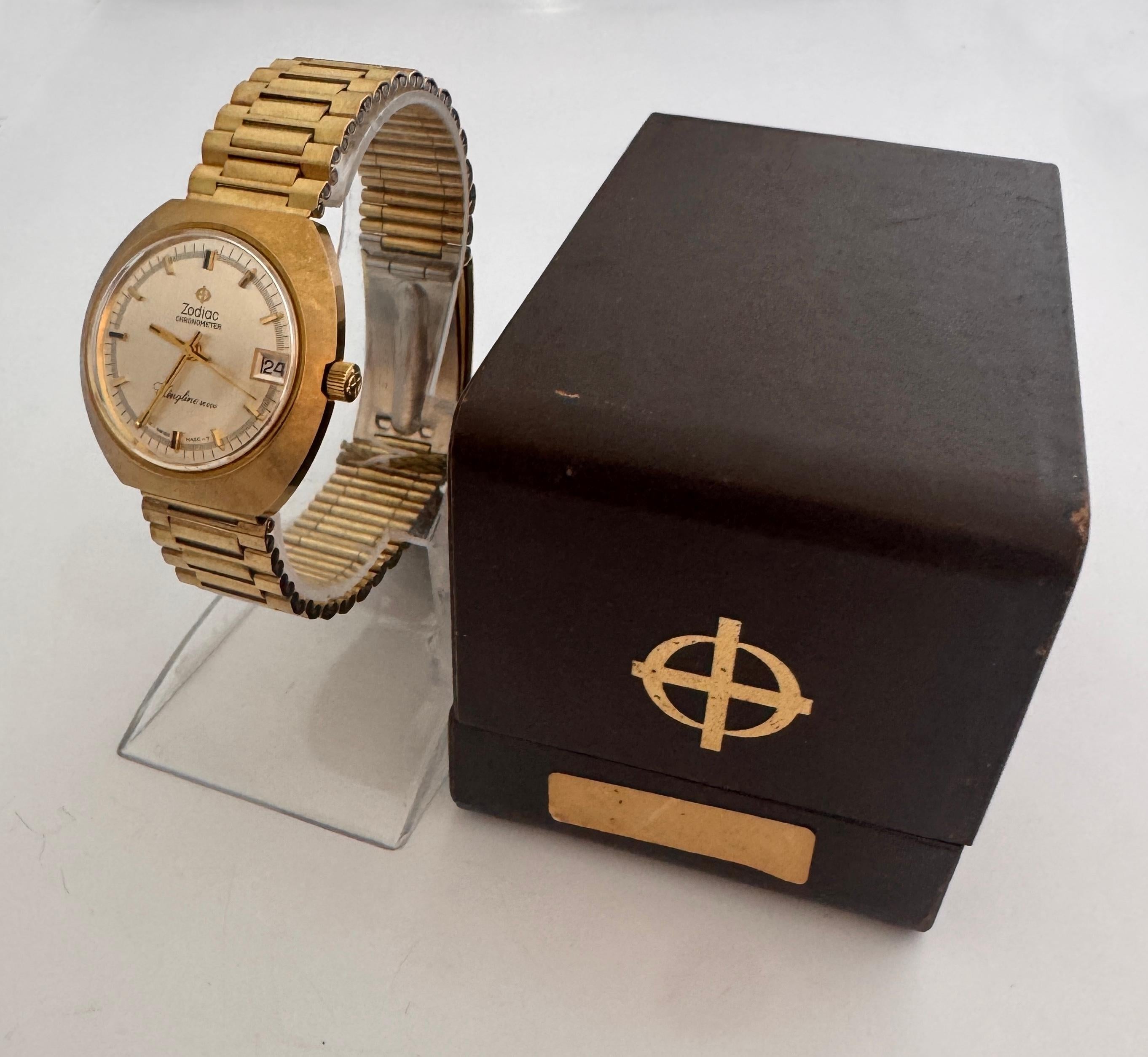 Zodiac Kingline Chronometer High Frequency 36000 AUTOMATIC Watch In Original Box In Excellent Condition For Sale In Toronto, CA