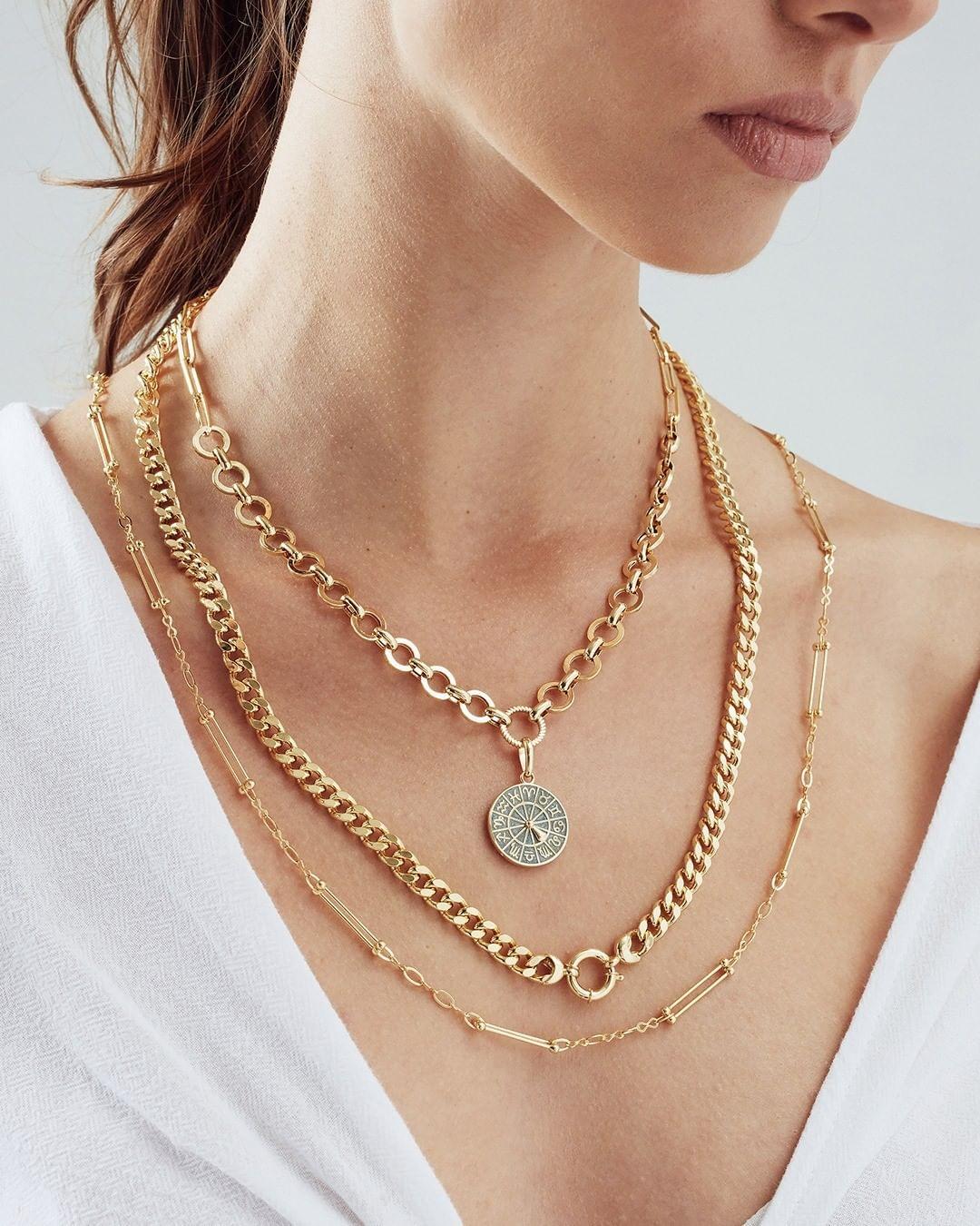 Handmade in New York, our ultra-stylish necklace pays tribute to the unique power of your zodiac sign!
Set your Zodiac Sign, Green Enamel 14K Yellow Gold

Metal: 14K Solid Yellow Gold
Weight: 8.4Gr.
Diameter: 1.8 inches
Chain Lenght: 19.5 inches