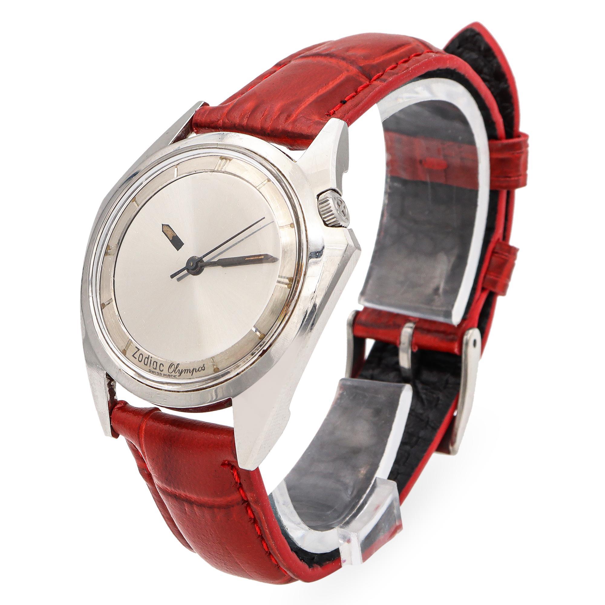 This exquisite Zodiac Olympos timepiece is a perfect fusion of elegance and timeless design. Its sleek, round dial is adorned with minimalist hour markers and bold hands, ensuring effortless readability with a touch of modern refinement. Encased in