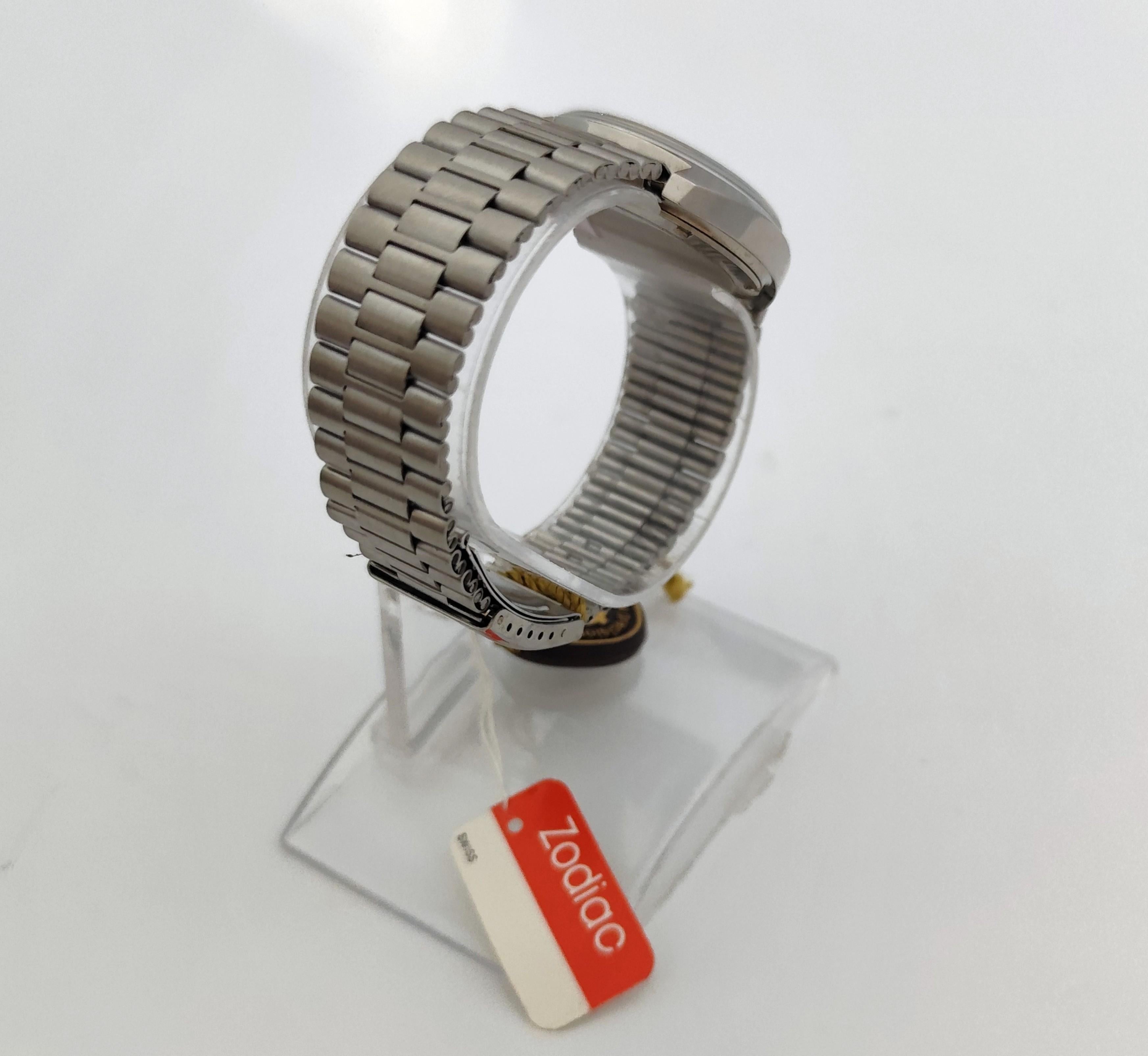 Zodiac OLYMPOS NOS Rare 612 105 Automatic Stainless Steel MEN In Original Box im Angebot 2
