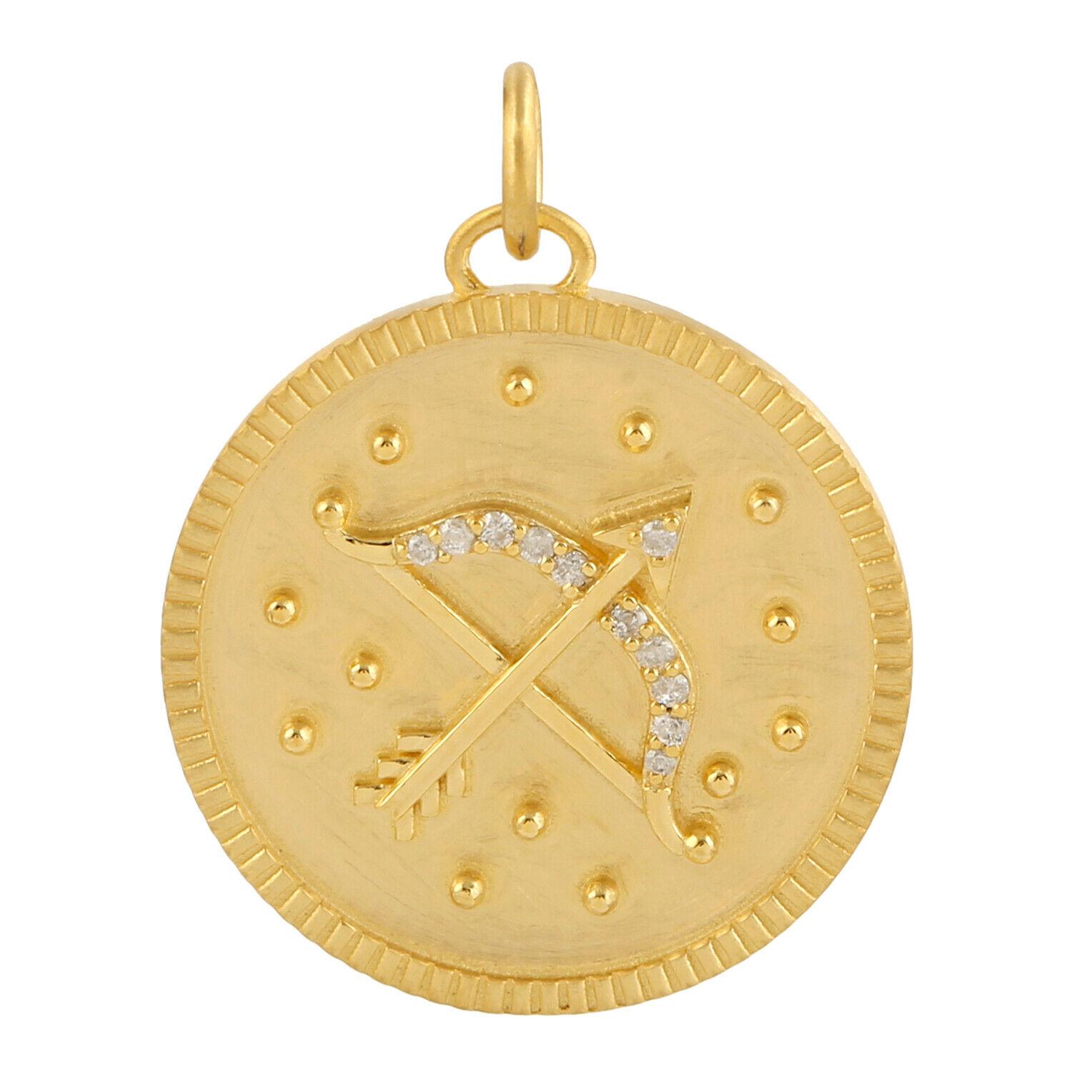 Mixed Cut Zodiac Pisces Medallion Charm 14K Yellow Gold Pendant Necklace For Sale